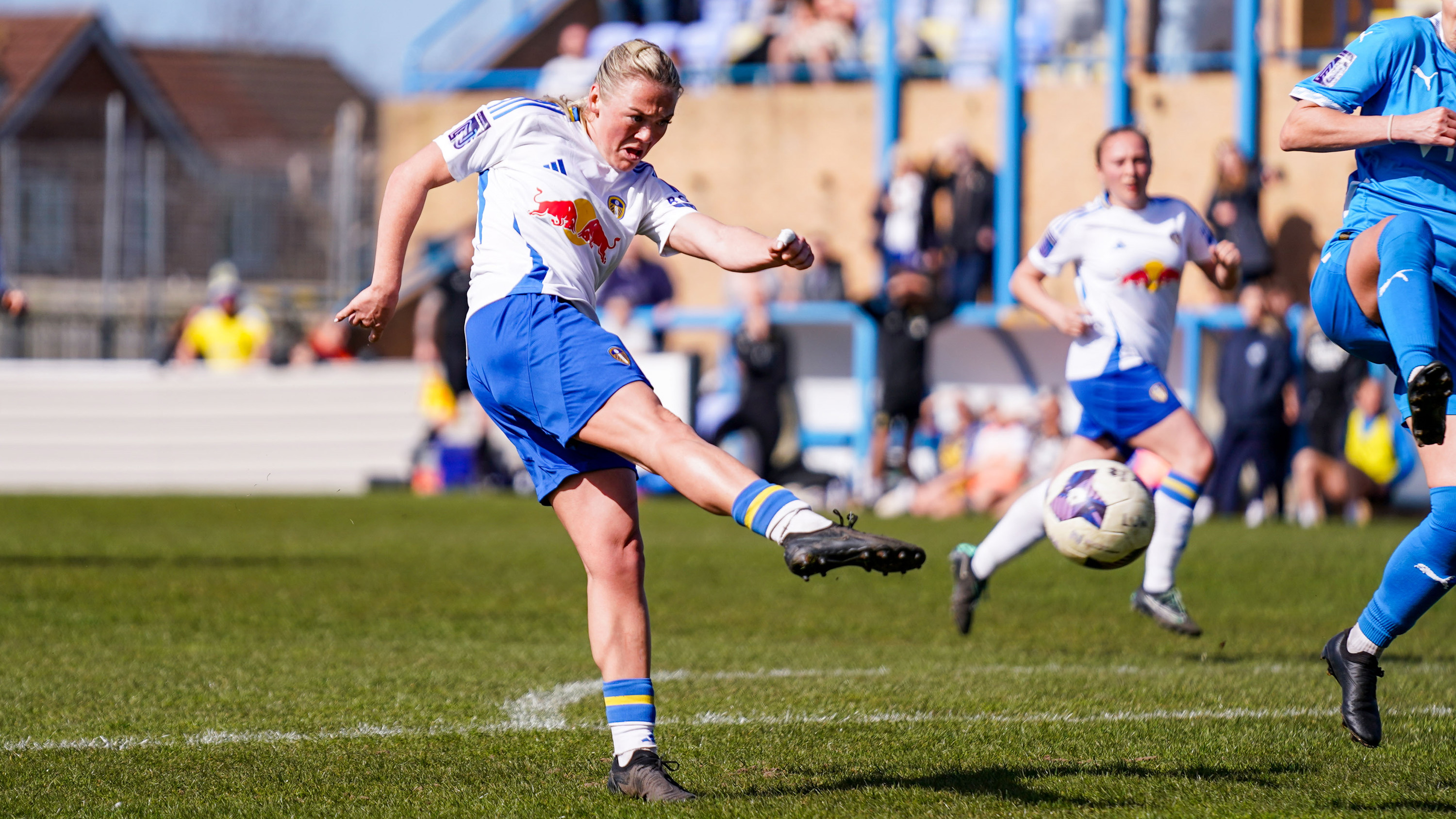 Amy Woodruff goal 2 vs Stockport