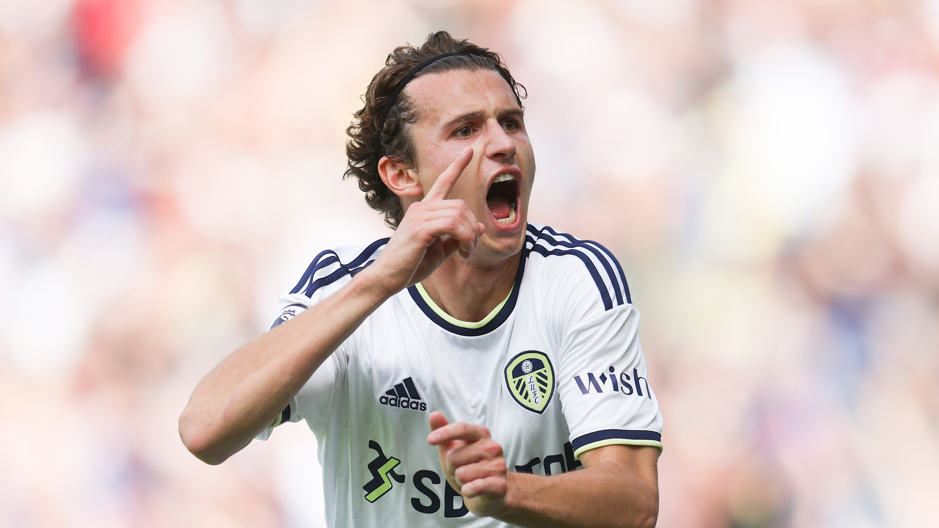 Brenden Aaronson Chelsea Aug 22 Celebration