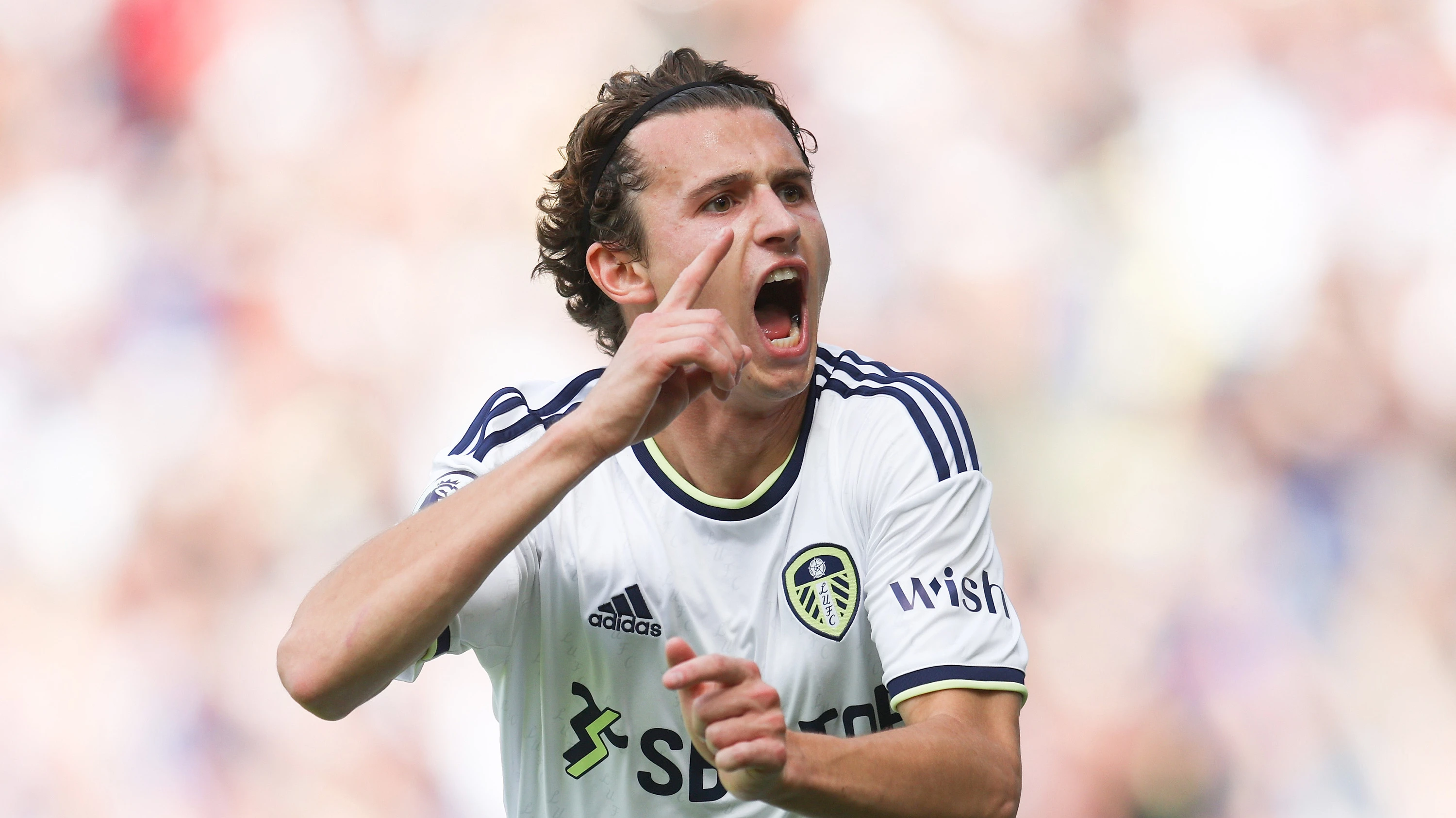 Brenden Aaronson Chelsea Aug 22 Celebration