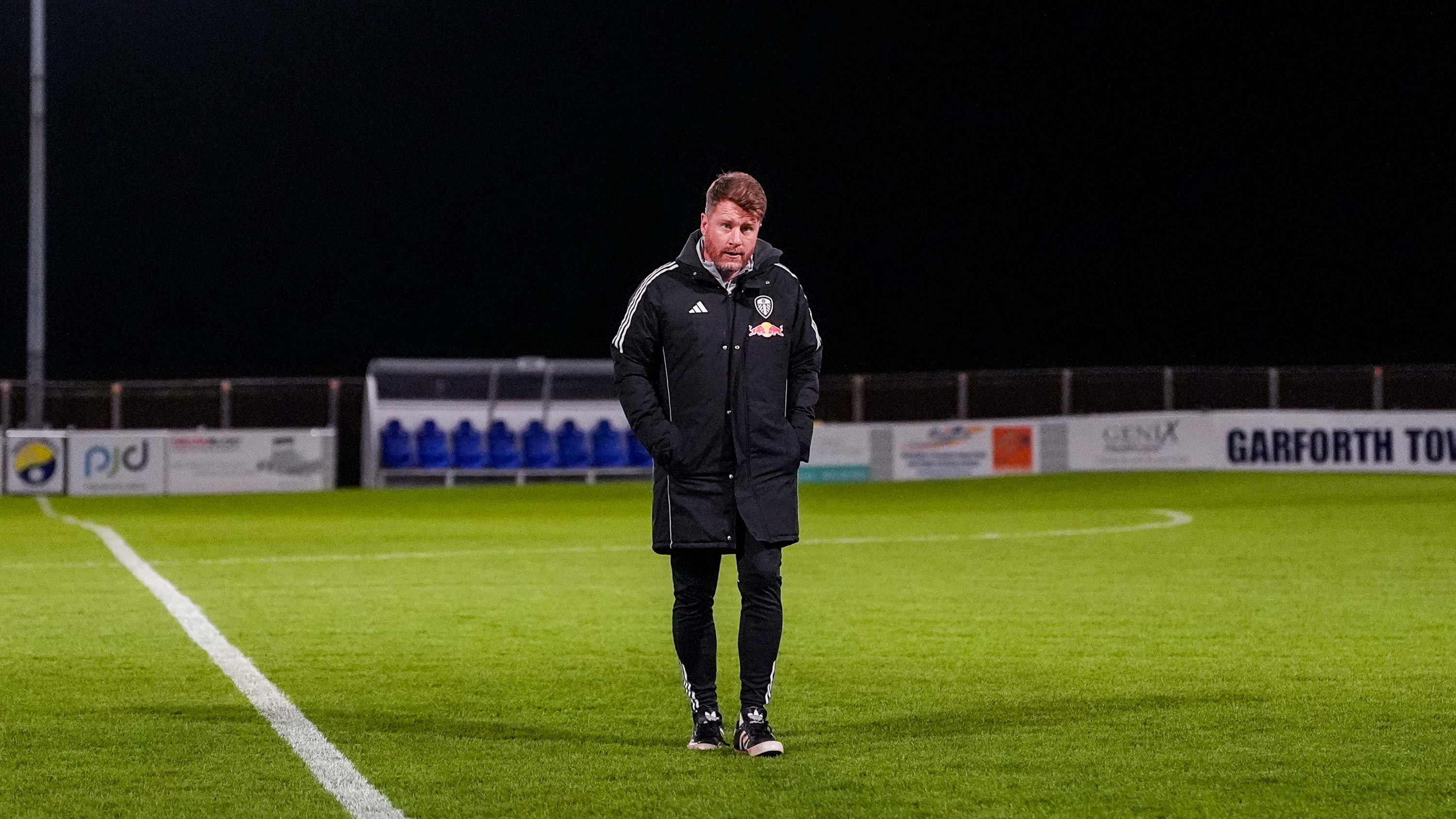 Simon Wood vs Donny Belles