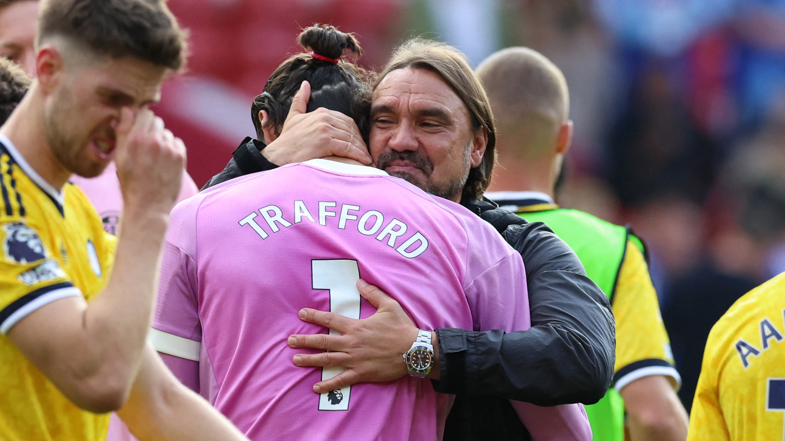 Daniel Farke Nottingham Forest Aug 26 Hugging James Trafford