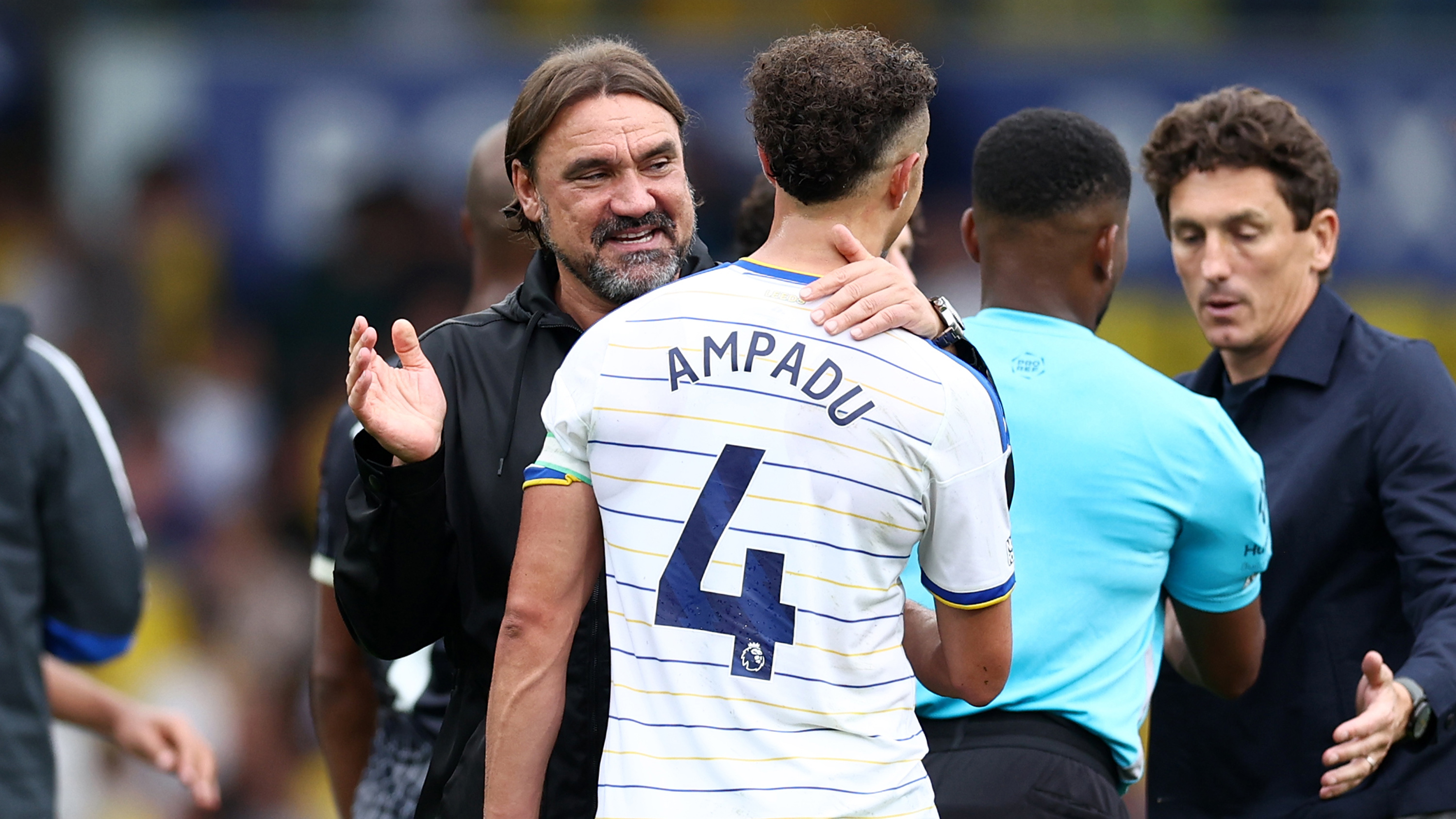 Daniel Farke Brentford Aug 26 Hugging Ethan Ampadu
