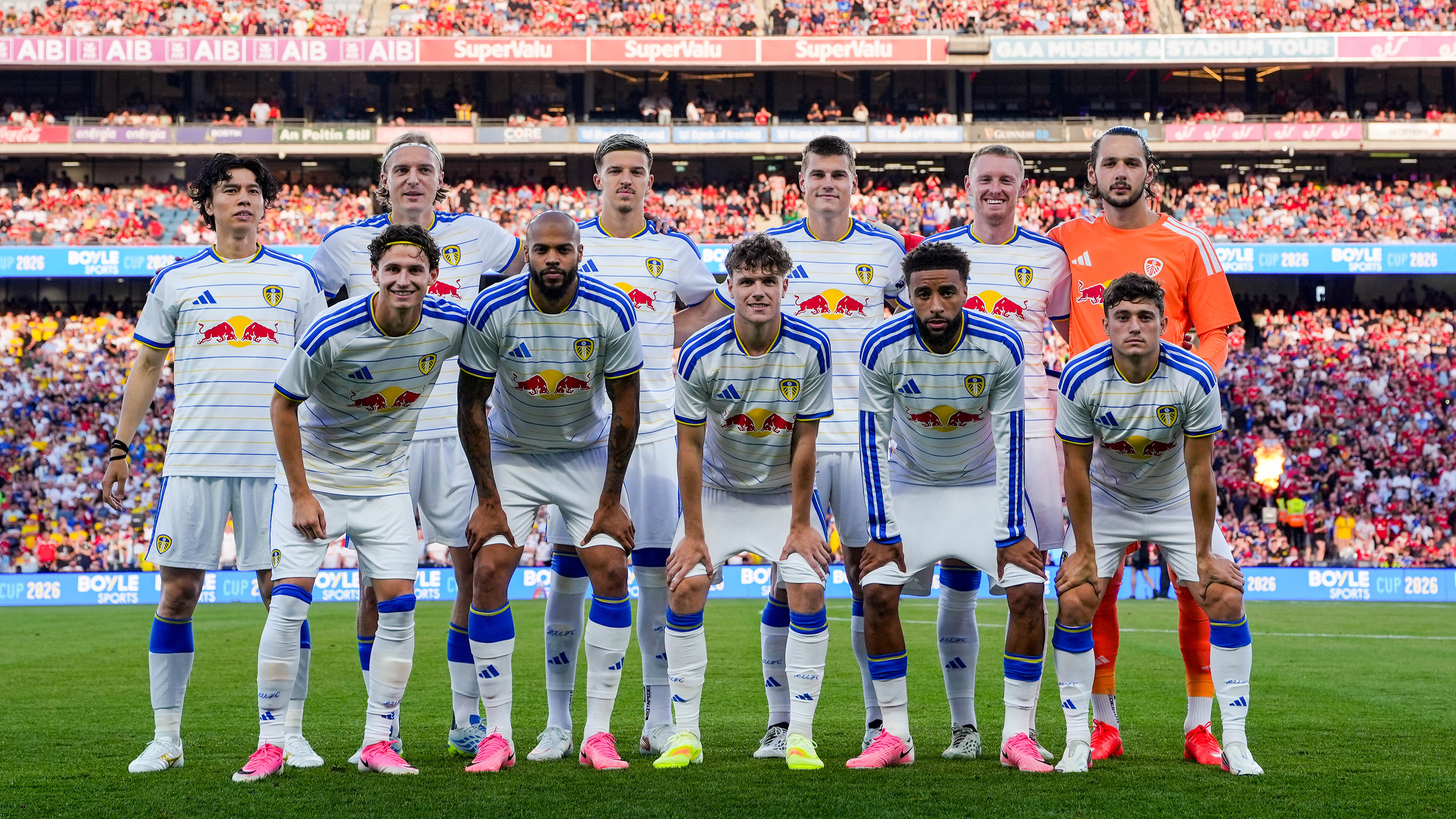 Leeds United Man Utd Aug 26 Team Photo