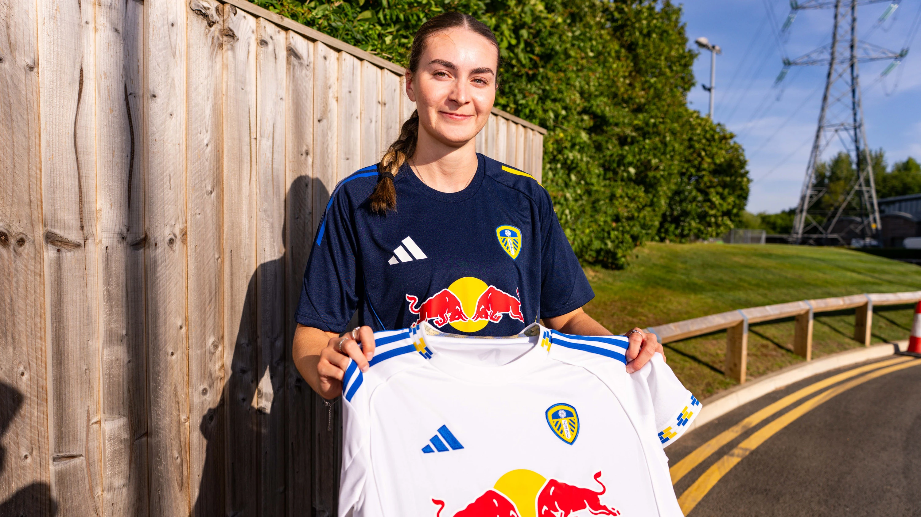 Brittany Sanderson signing 2