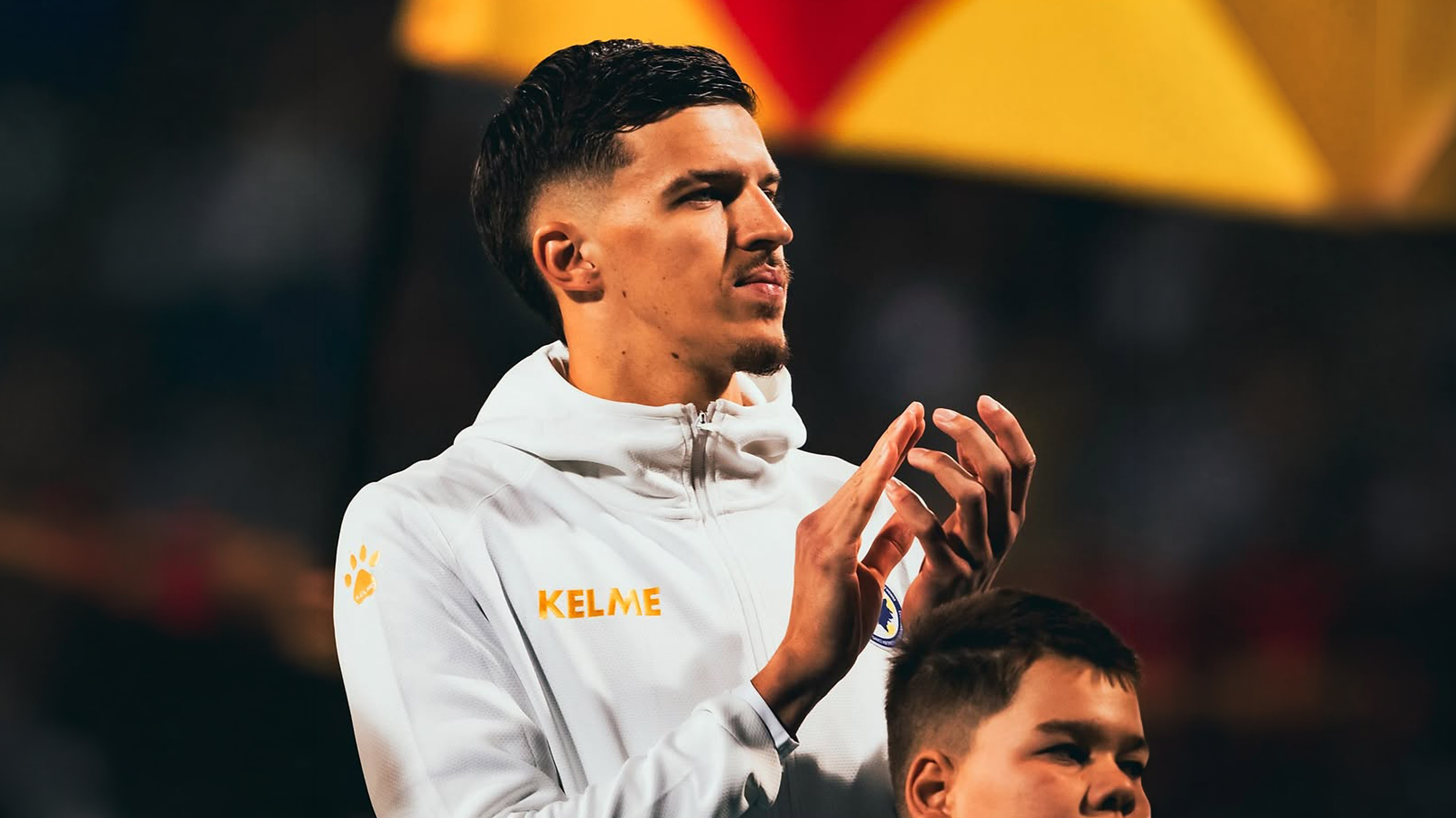 Tarik Muharemović Bosnia Romania Oct 26 Clapping prematch