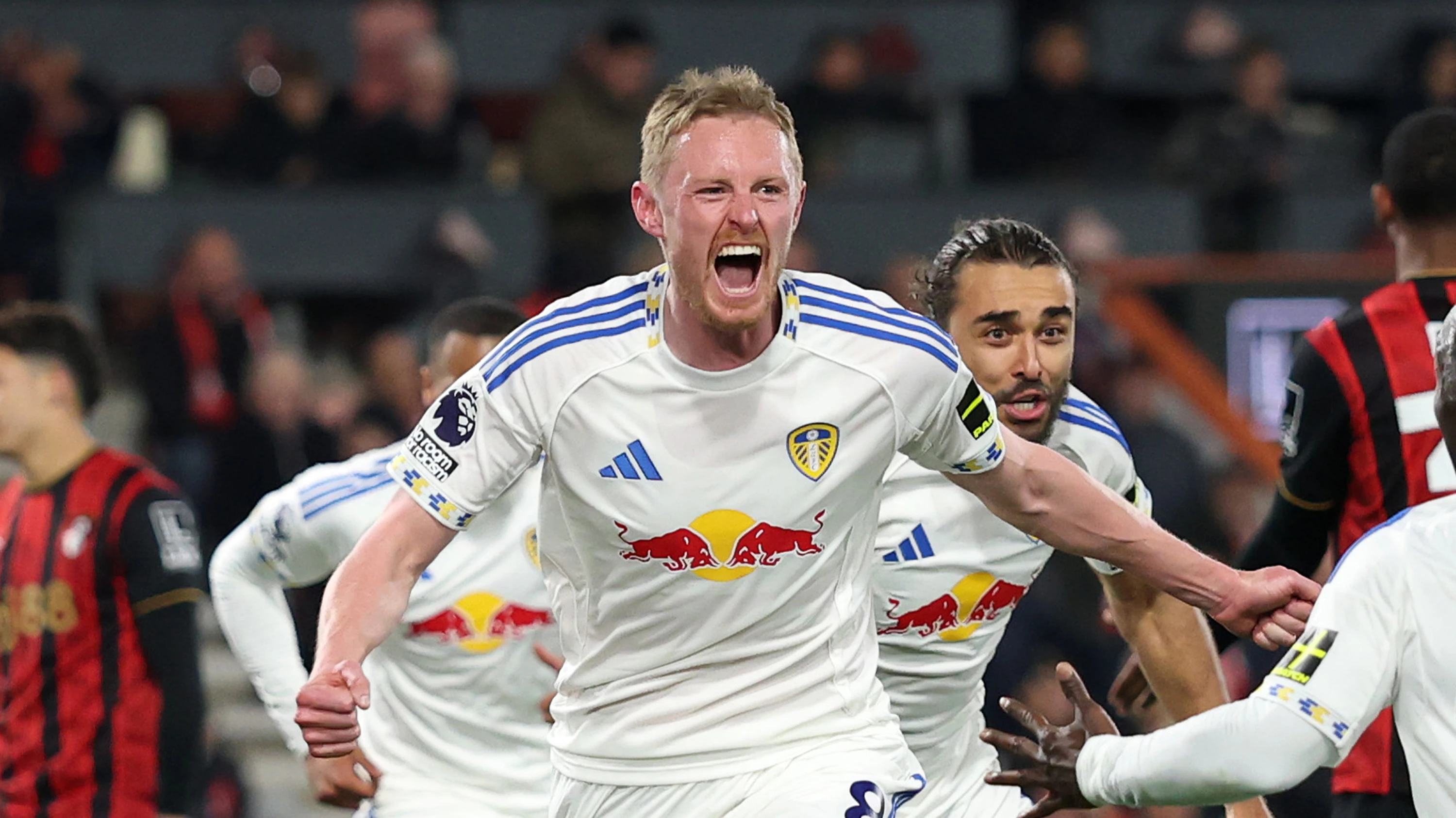 Sean Longstaff Bournemouth Apr 26 Celebrating