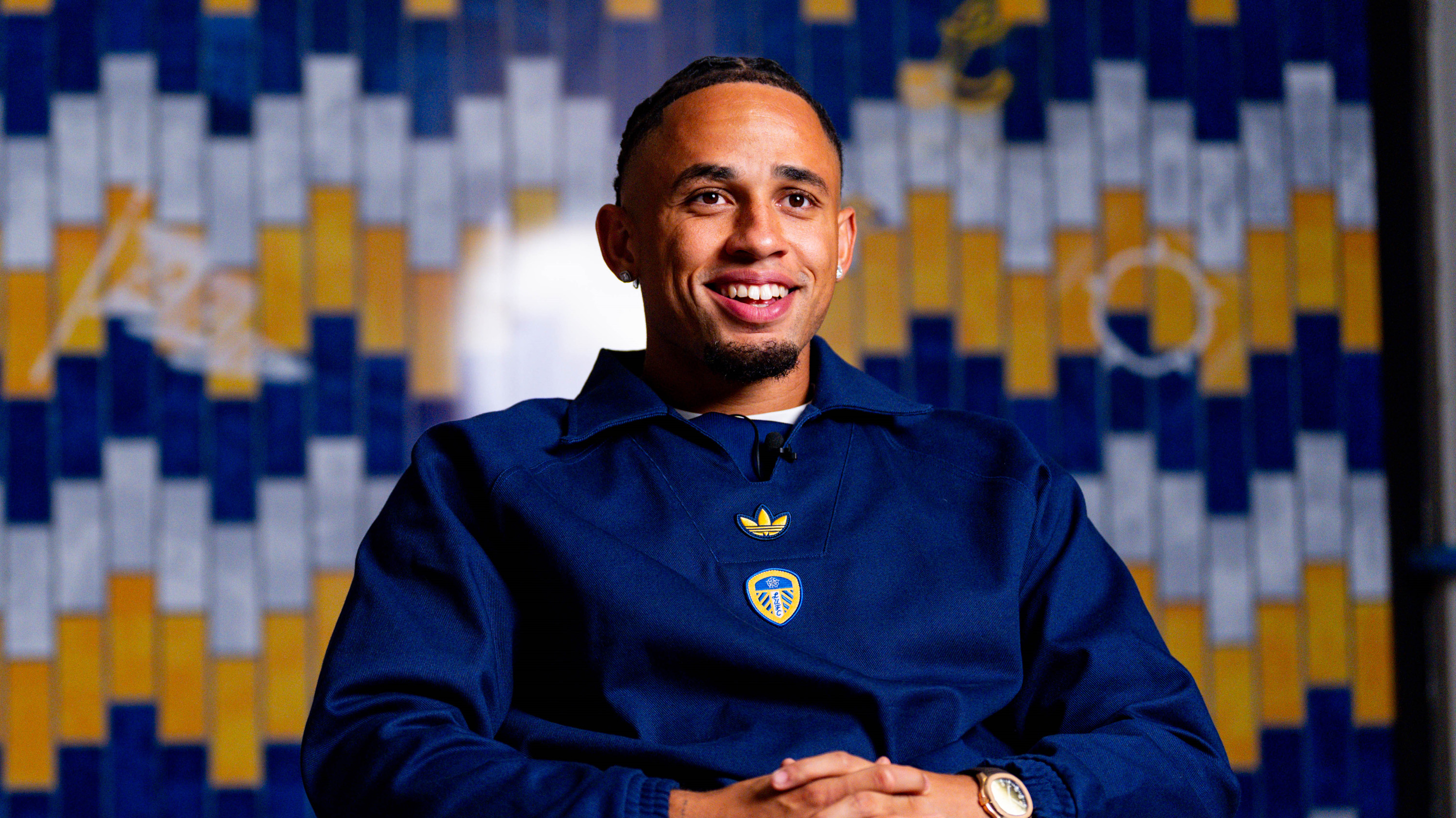 Noah Okafor signing IV