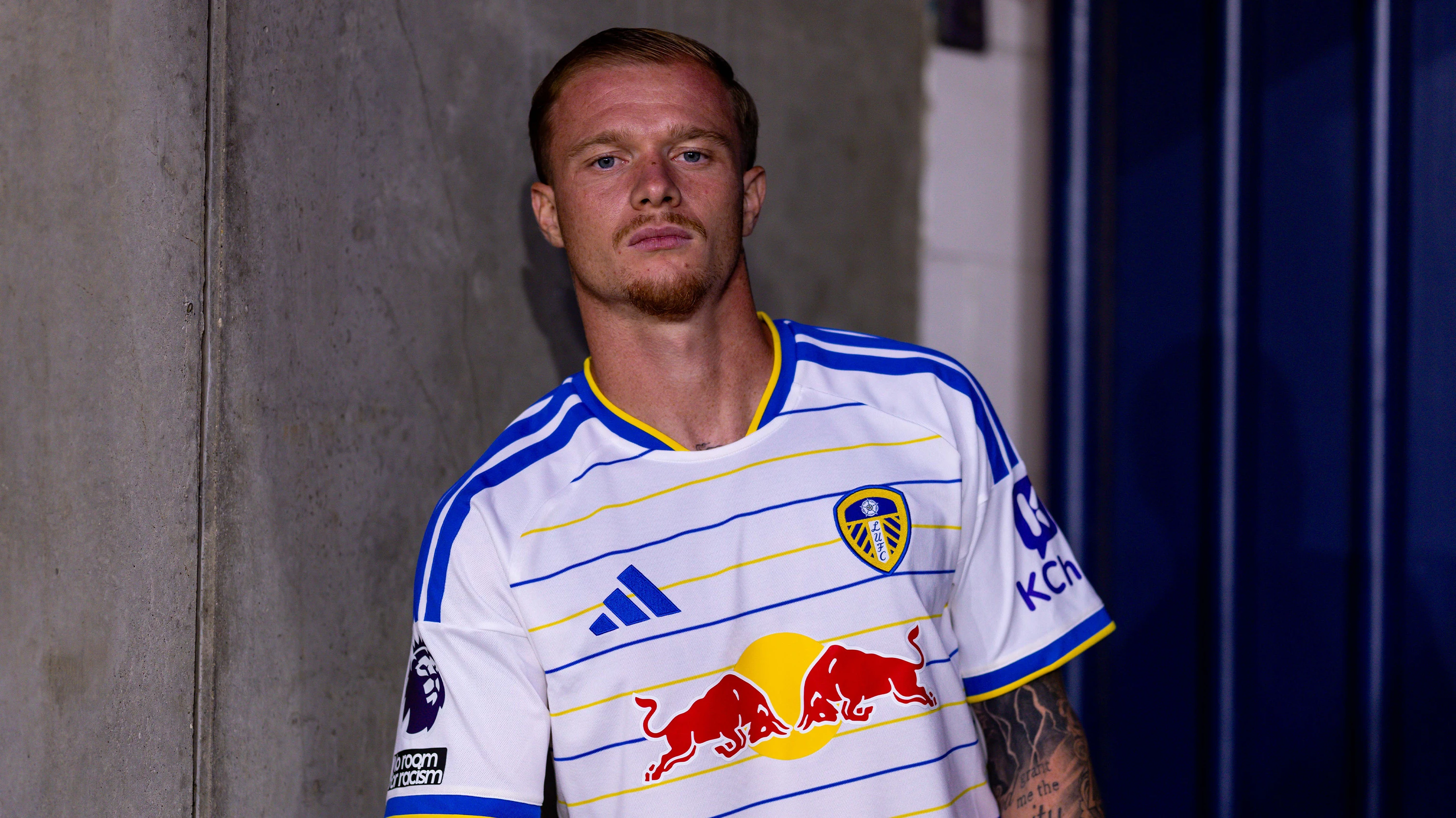 Melvin Bard New Signing Aug 26 Leaning against wall