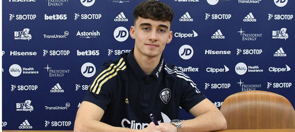 Niall Huggins Web.jpg