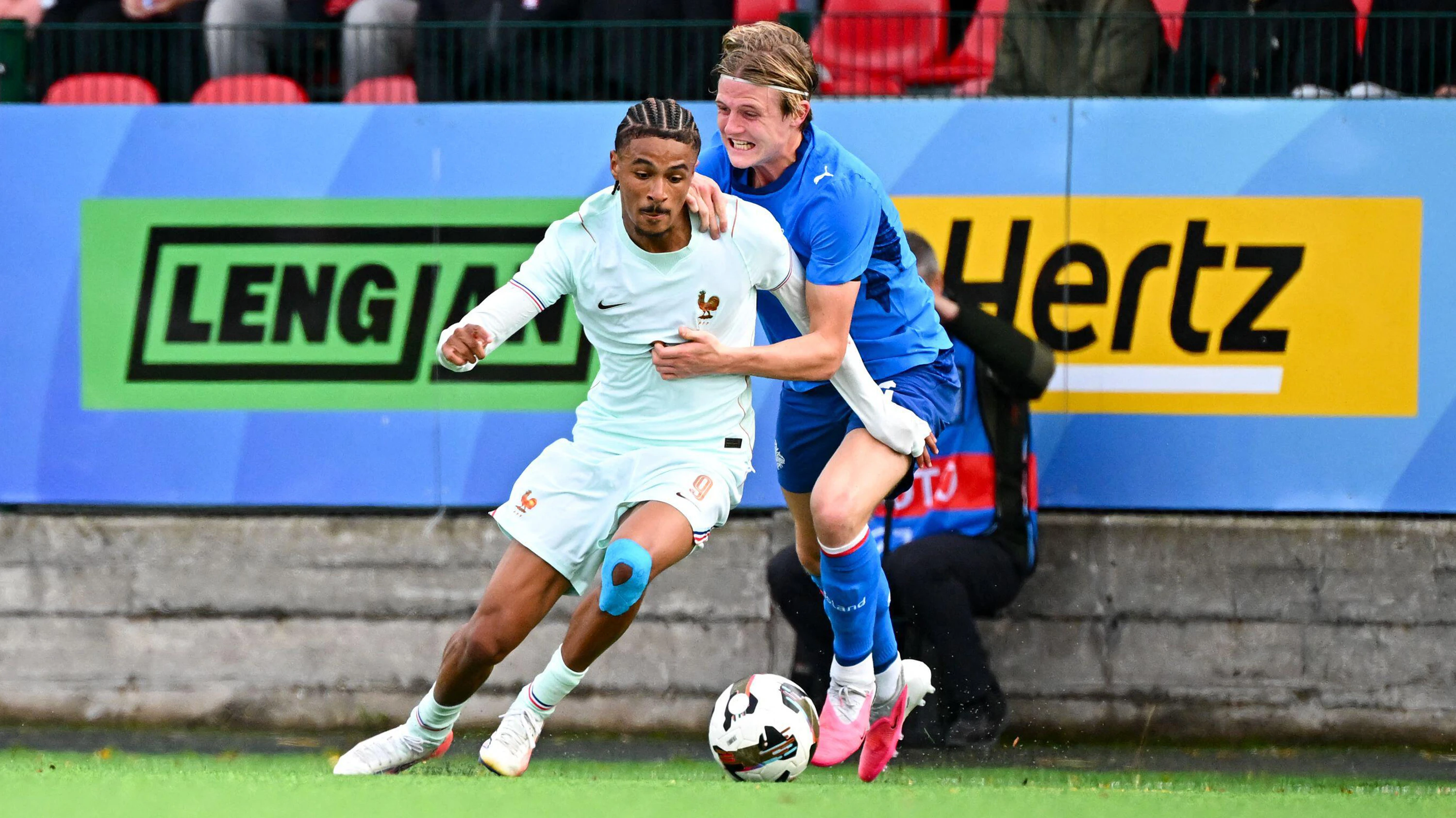 Jean-Mattéo Bahoya France U21 Iceland Sep 26 Running with ball