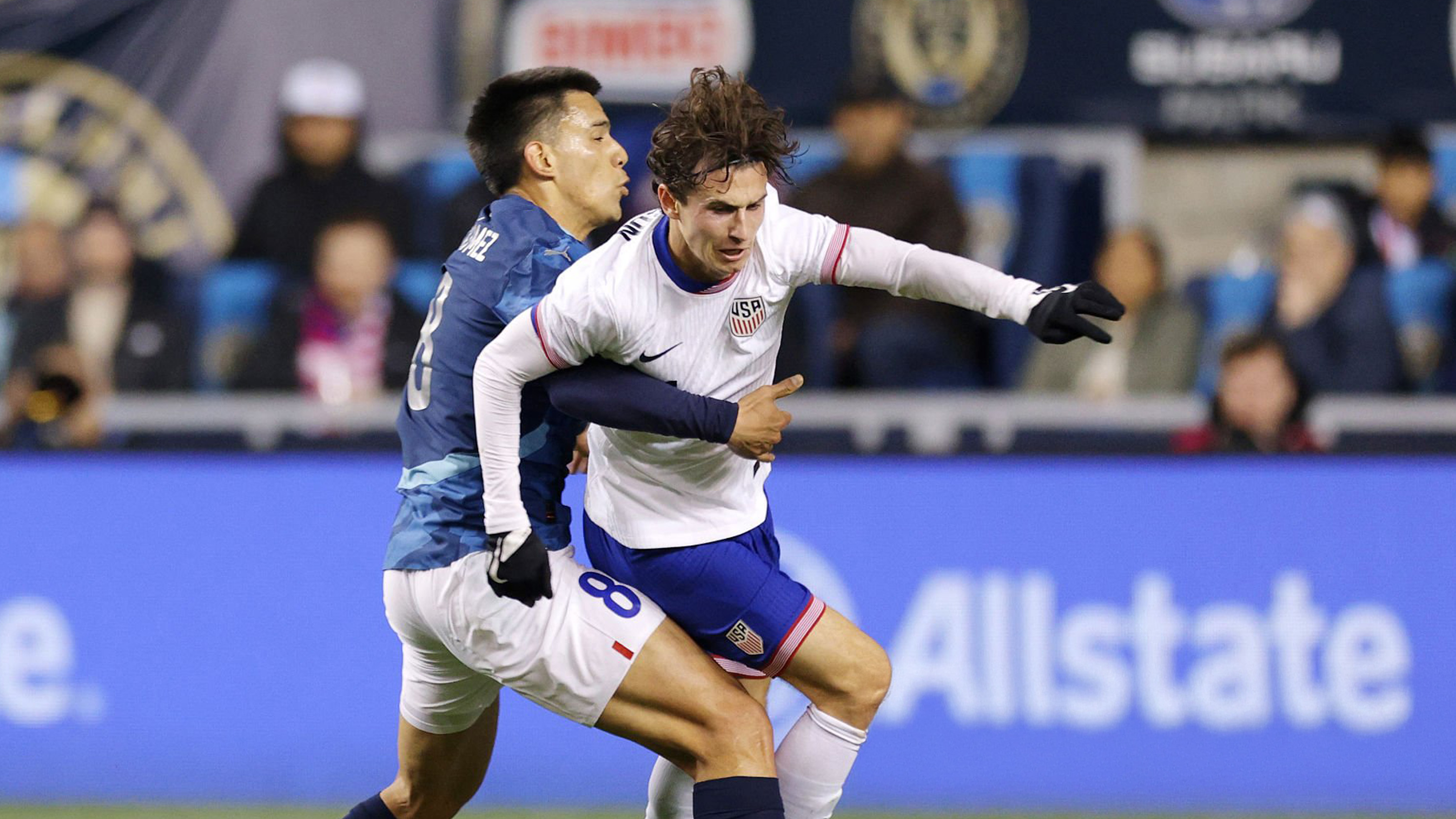 Brenden Aaronson USMNT Paraguay Nov 25