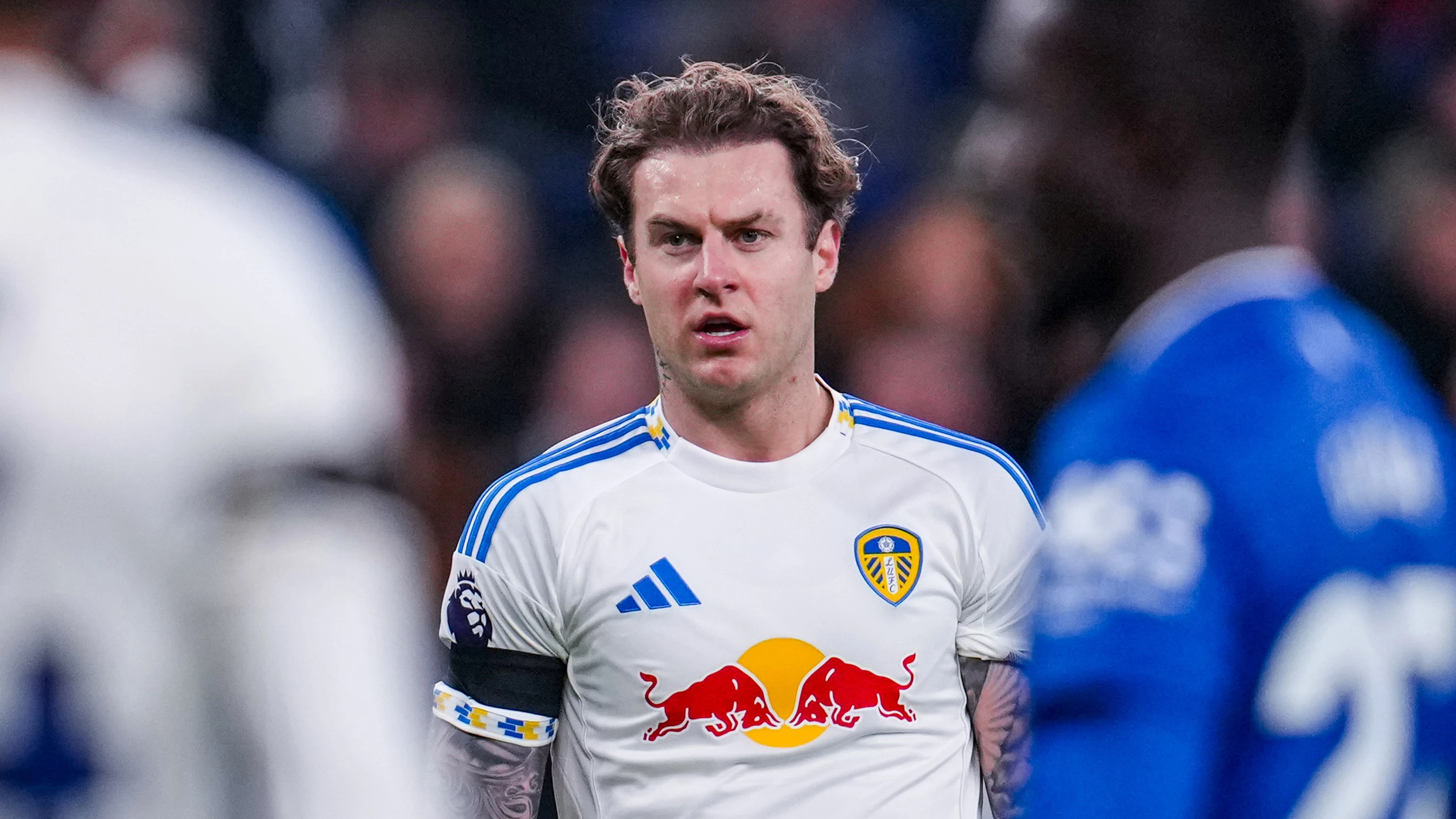 Joe Rodon Everton Standing