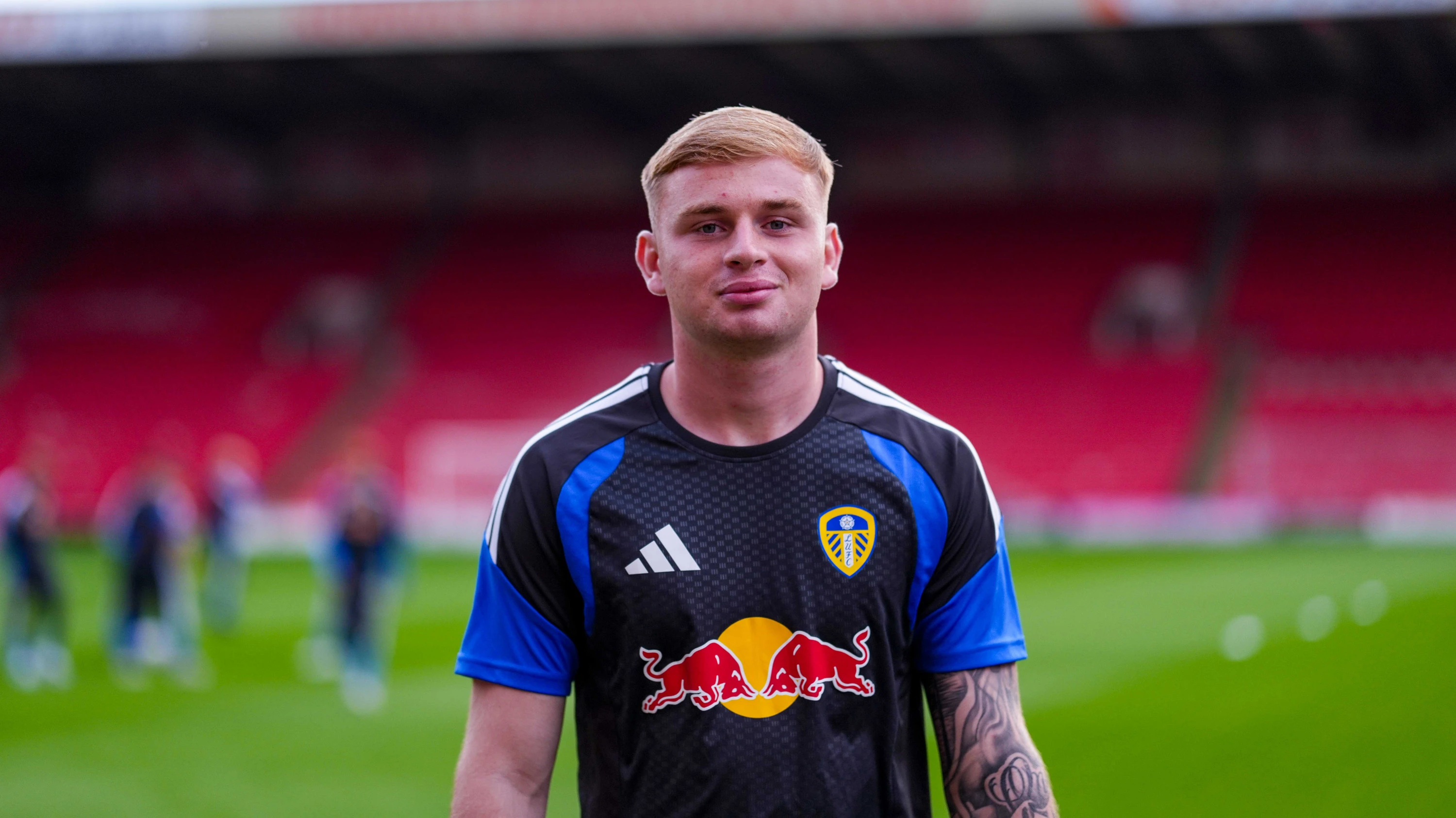 Rory Mahady arrivals vs Barnsley EFL Trophy Sep 26
