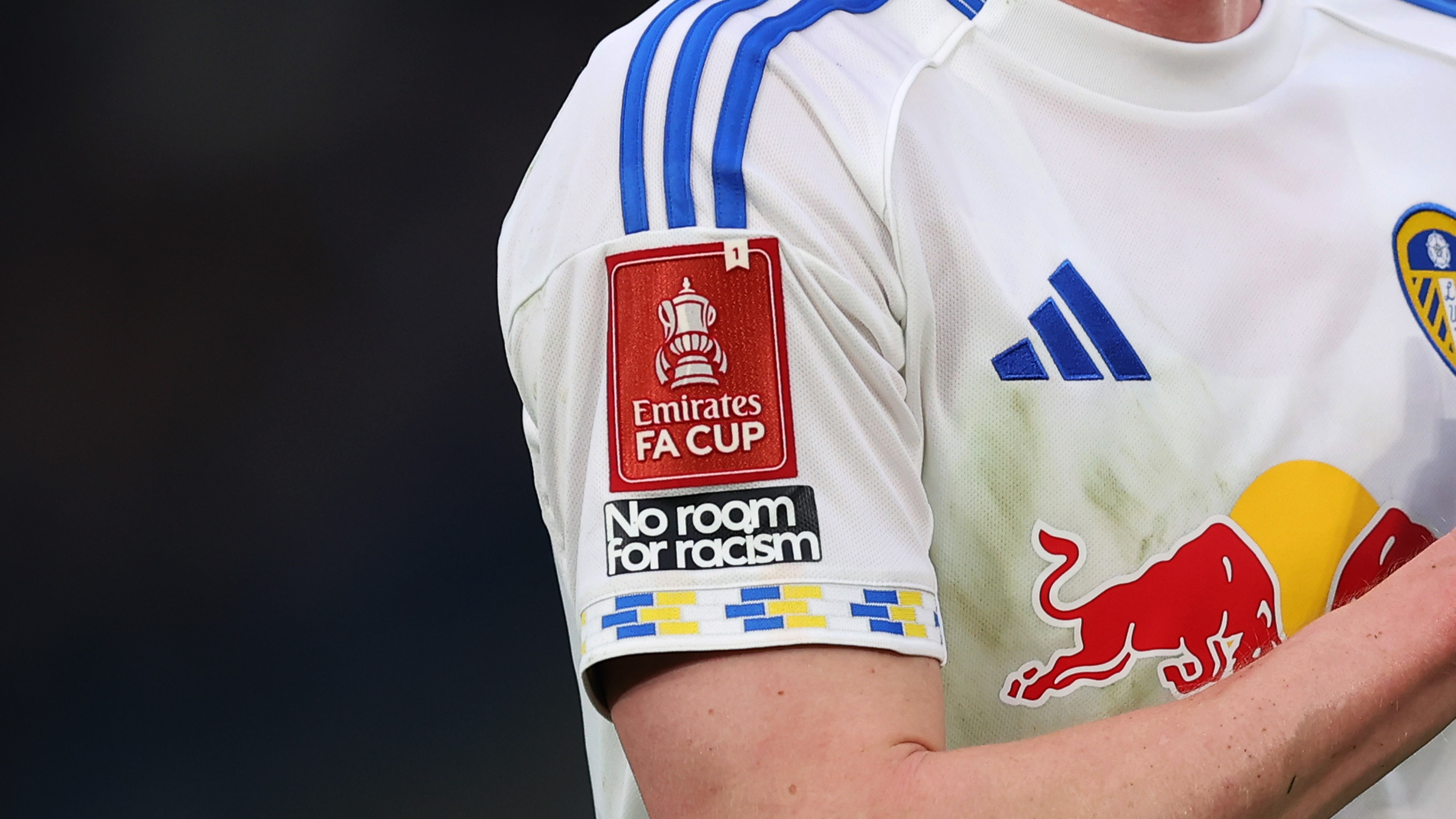 Emirates FA Cup Shirt Patch