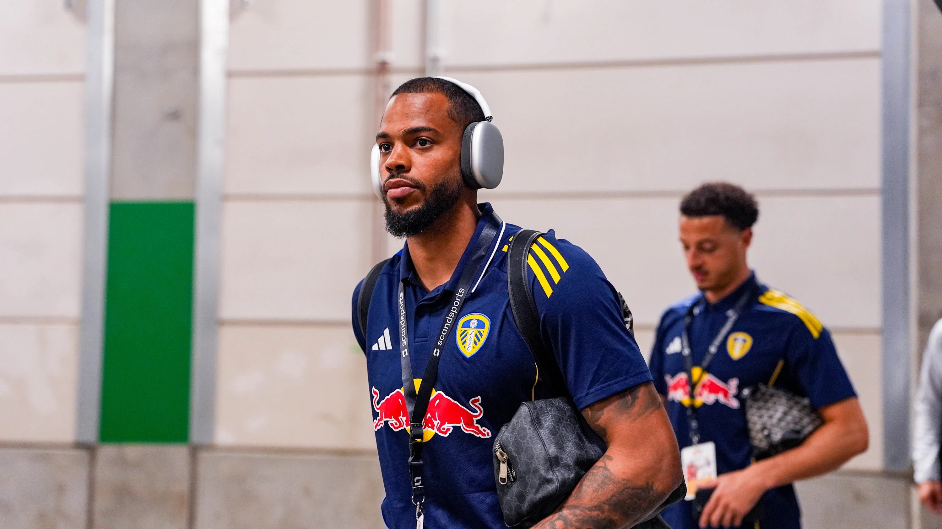 Nmecha arrival Man U