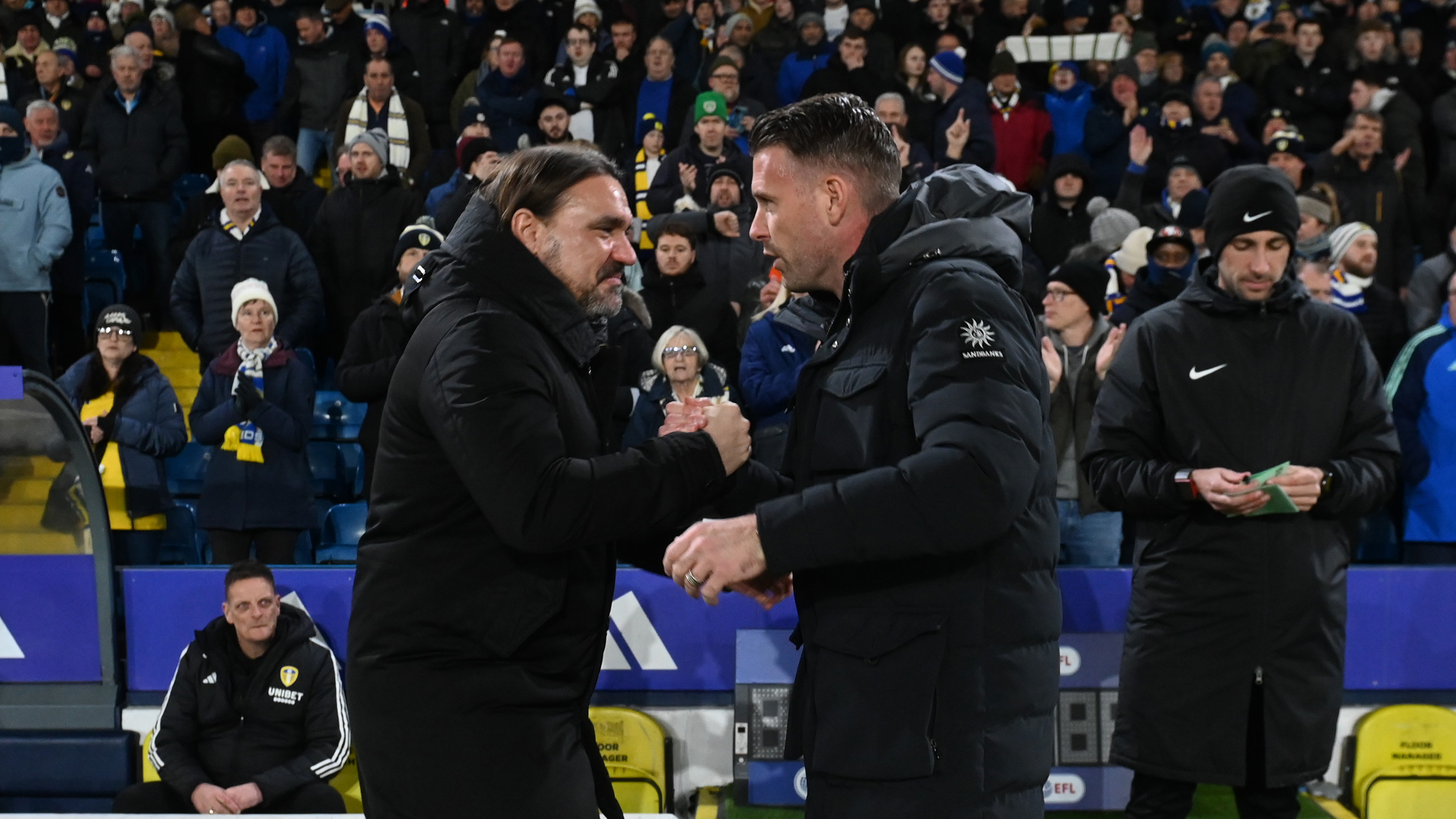 Daniel Farke Rob Edwards Luton Nov 24 Shaking Hands