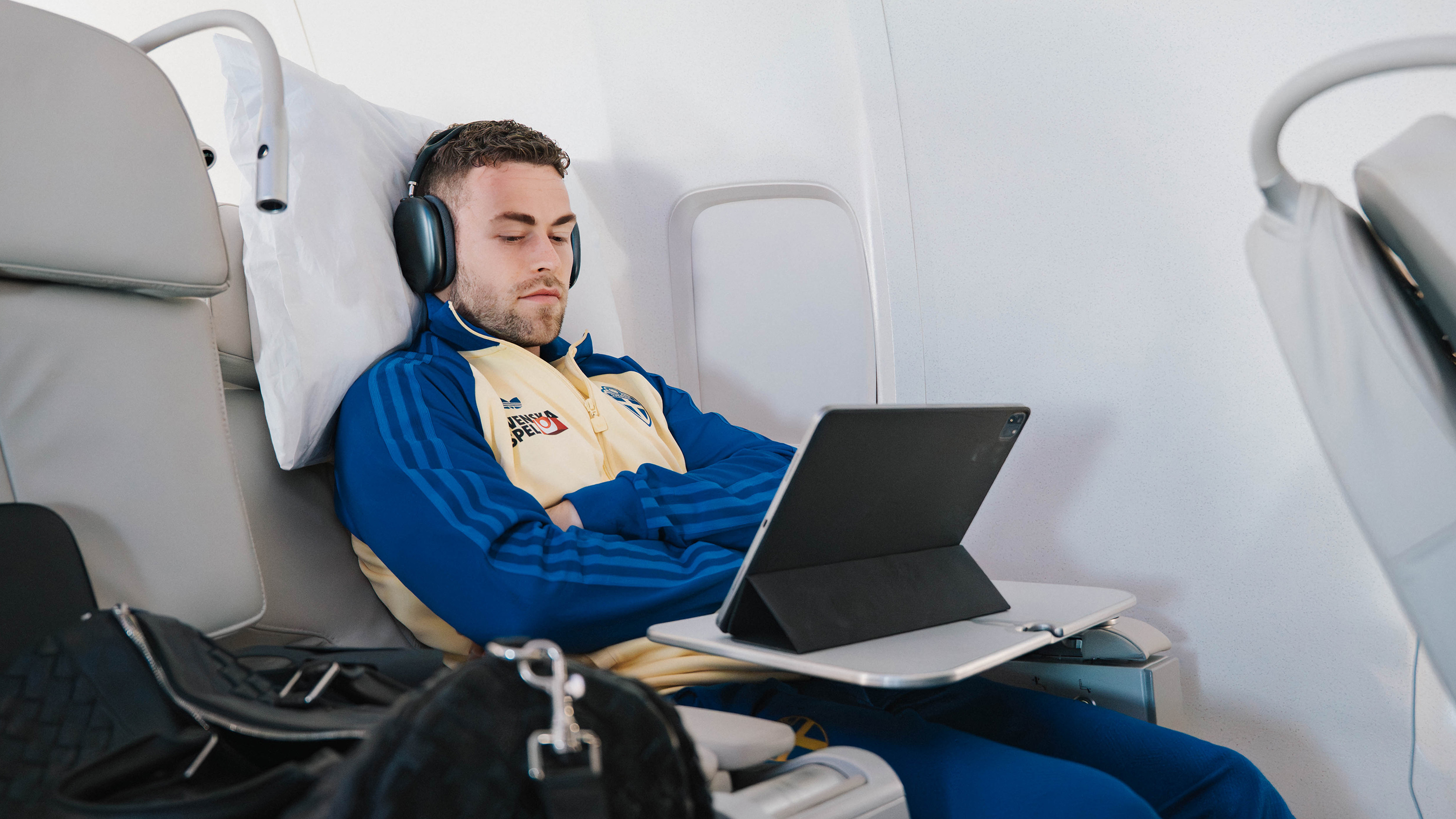 Gabriel Gudmundsson Sweden June 26 Travelling Plane