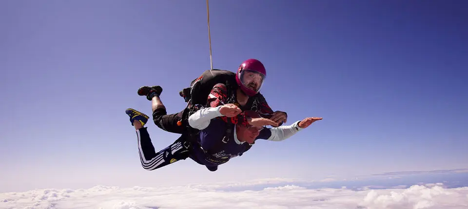 Supporter skydive banner.jpg