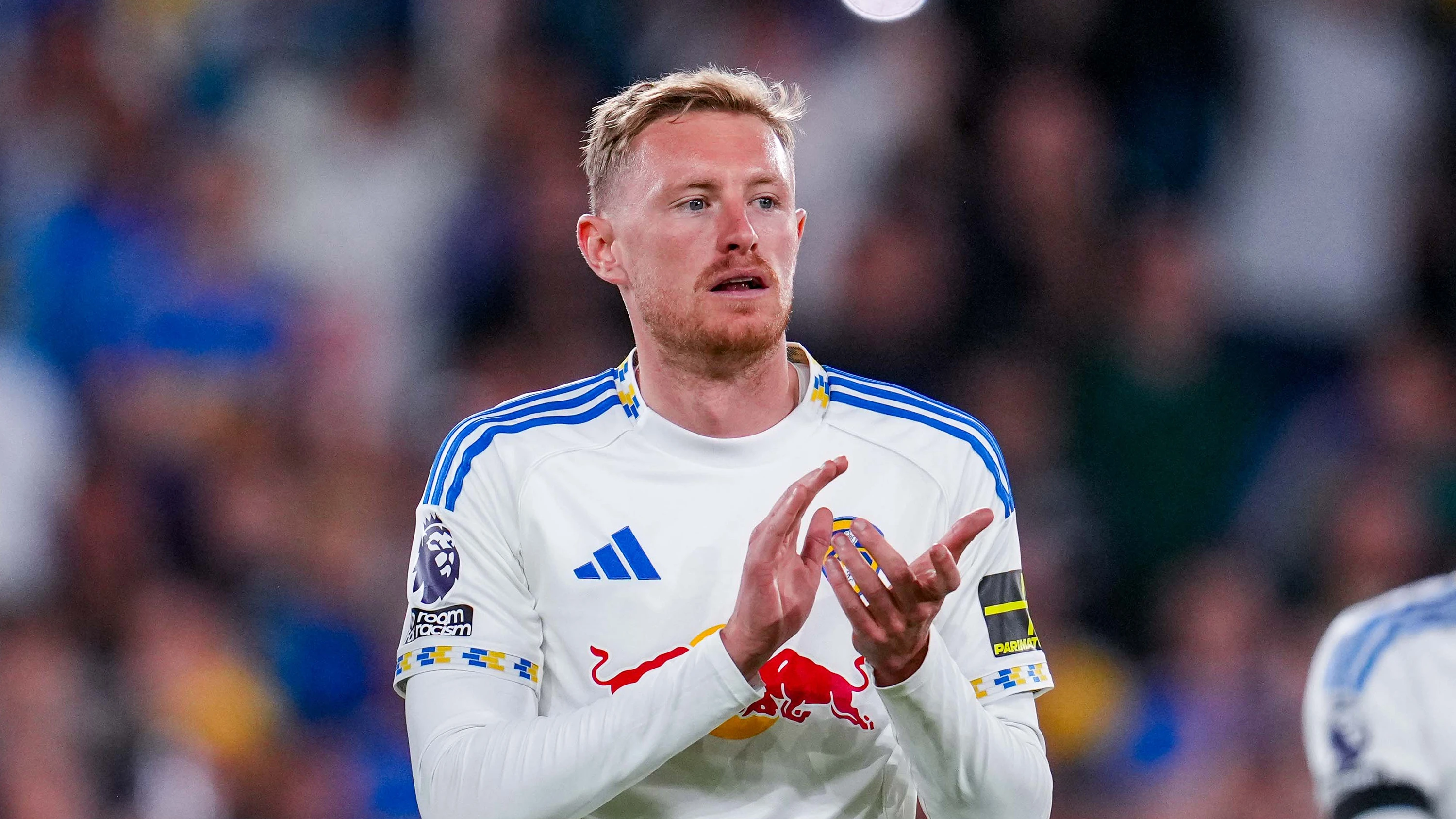 Sean Longstaff Clapping