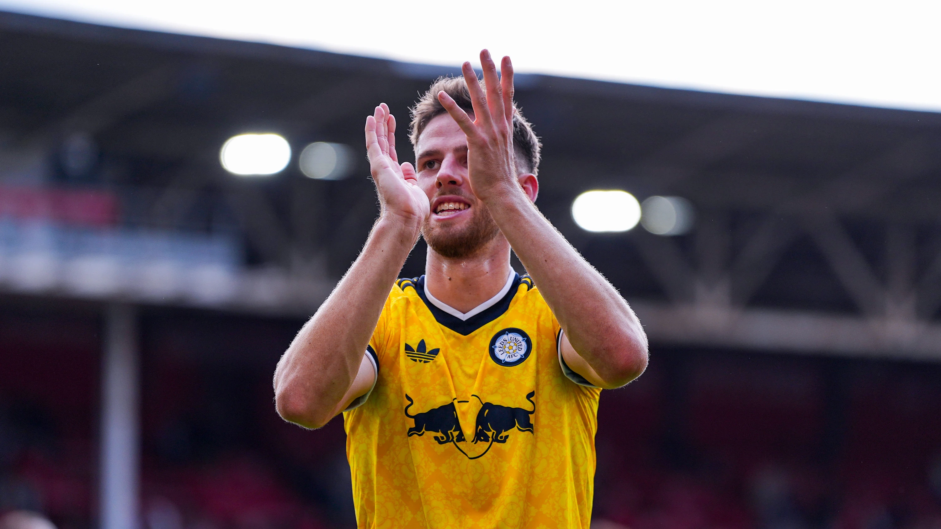 Anton Stach Nottingham Forest Aug 26 Post-Match Clapping