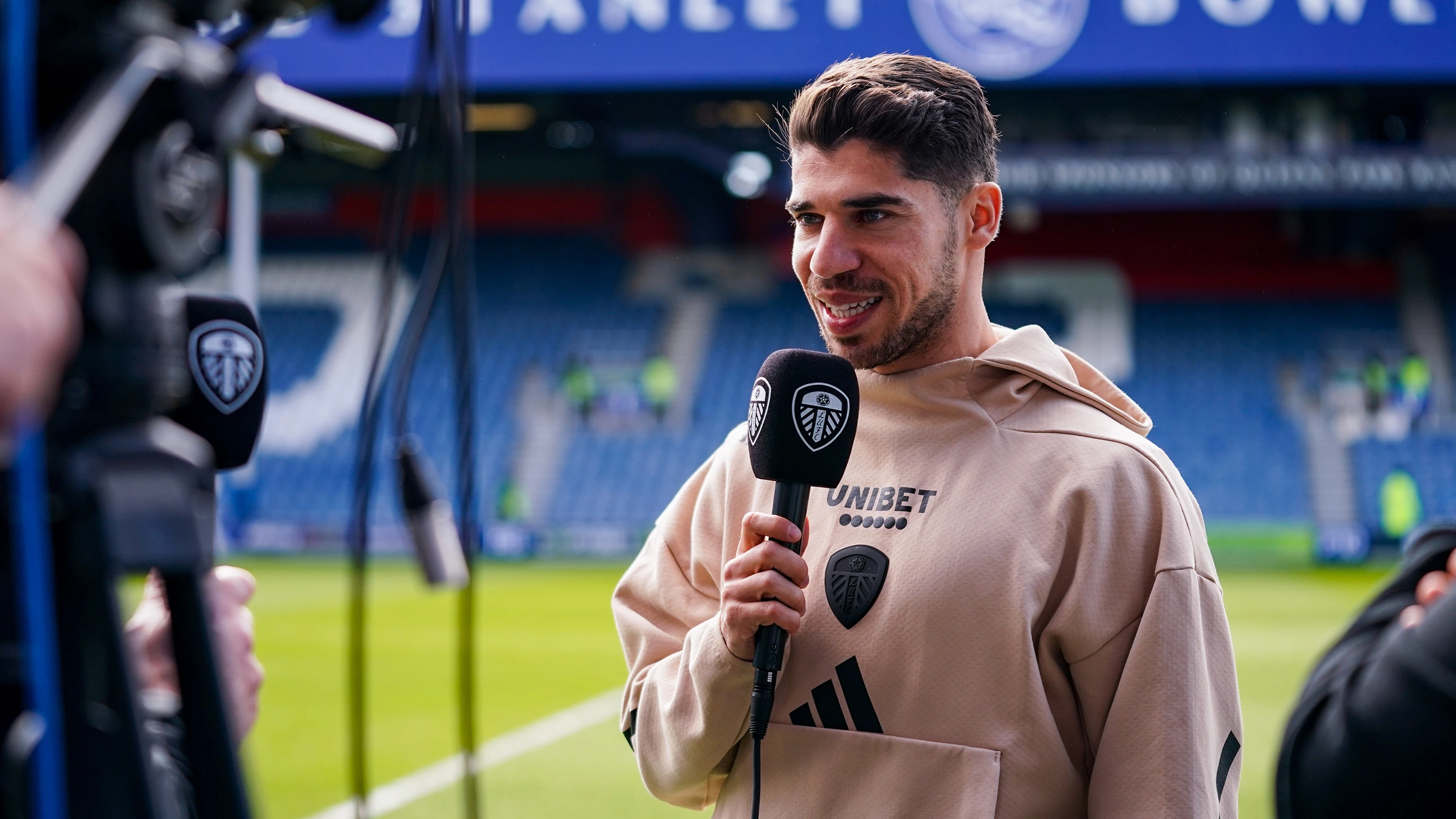 Manor Solomon at Loftus Road