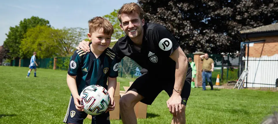 JD and Beeston Juniors banner 3.jpg