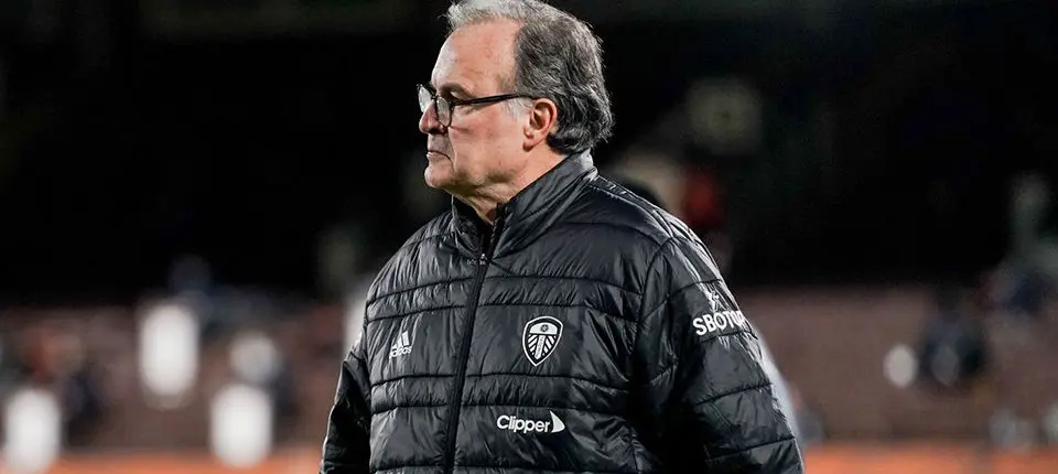 bielsa fulham away.jpg