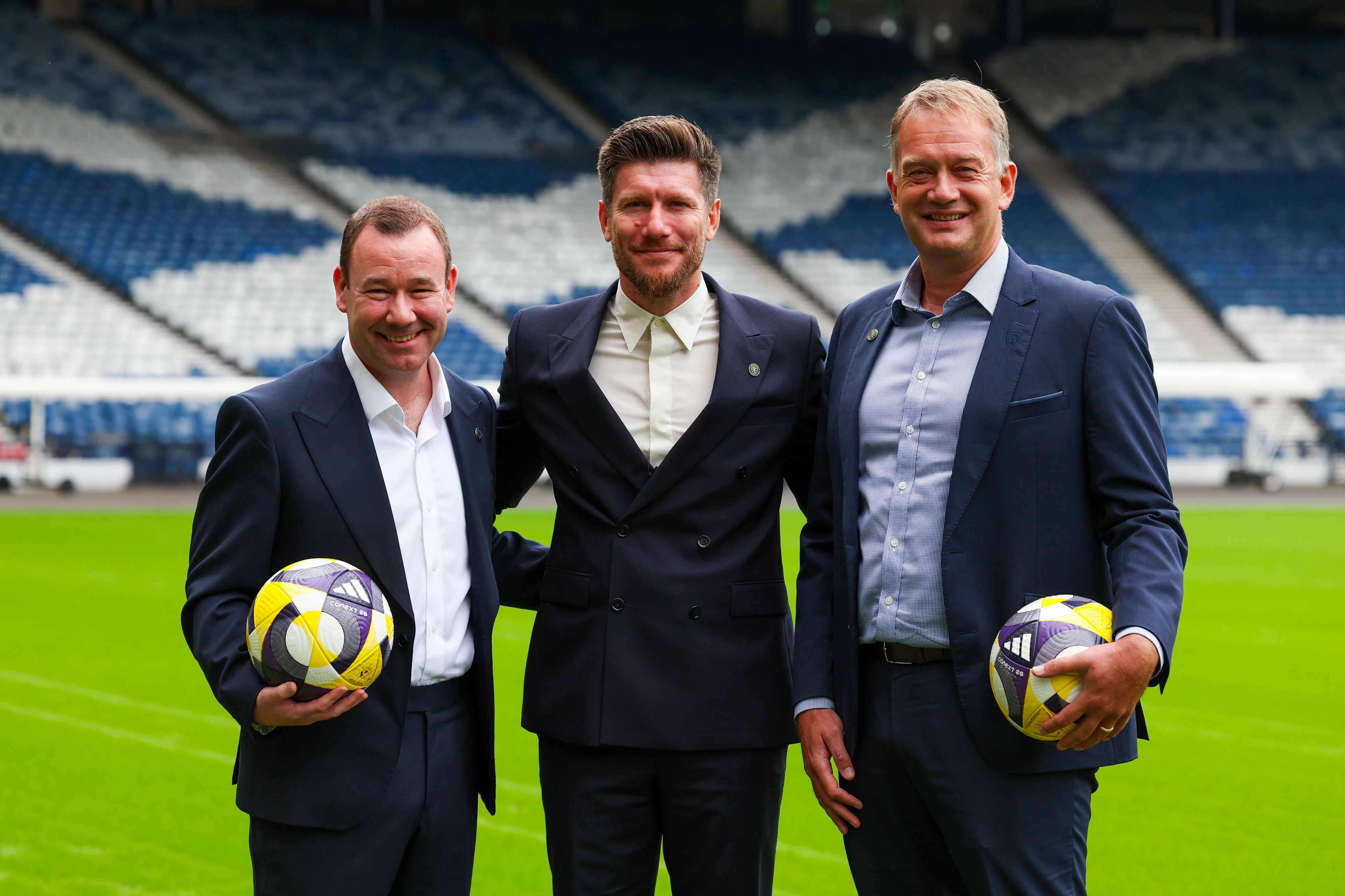 16x9 Craig Mullholland, Sébastien Pocognoli and Ian Maxwell