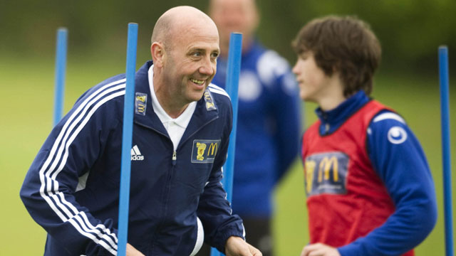 Image: Central's Volunteer in Youth Football award winner [Migrated]