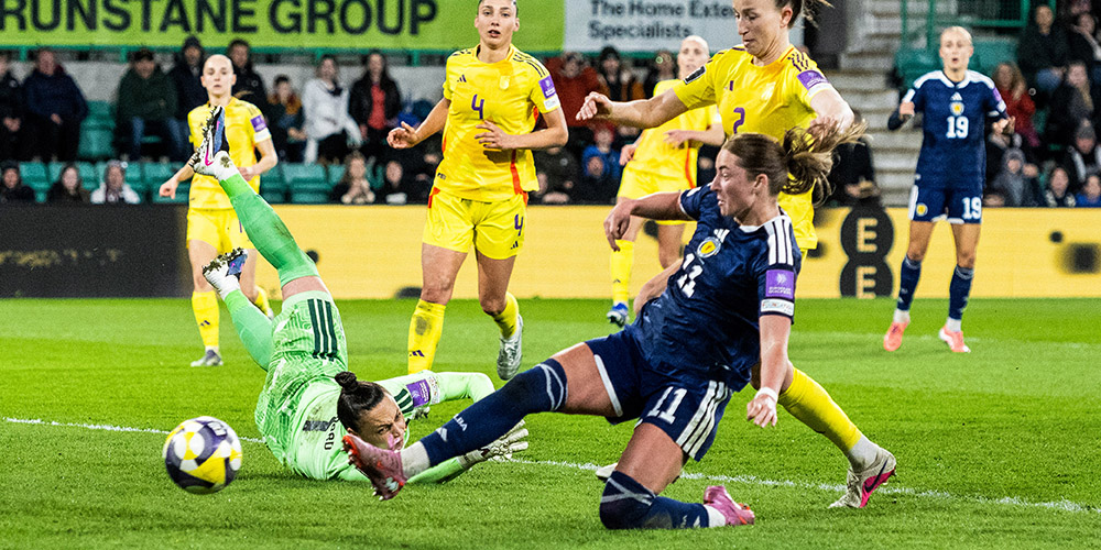 Image: Late Kathleen McGovern goal seals vital point for SWNT [Migrated]