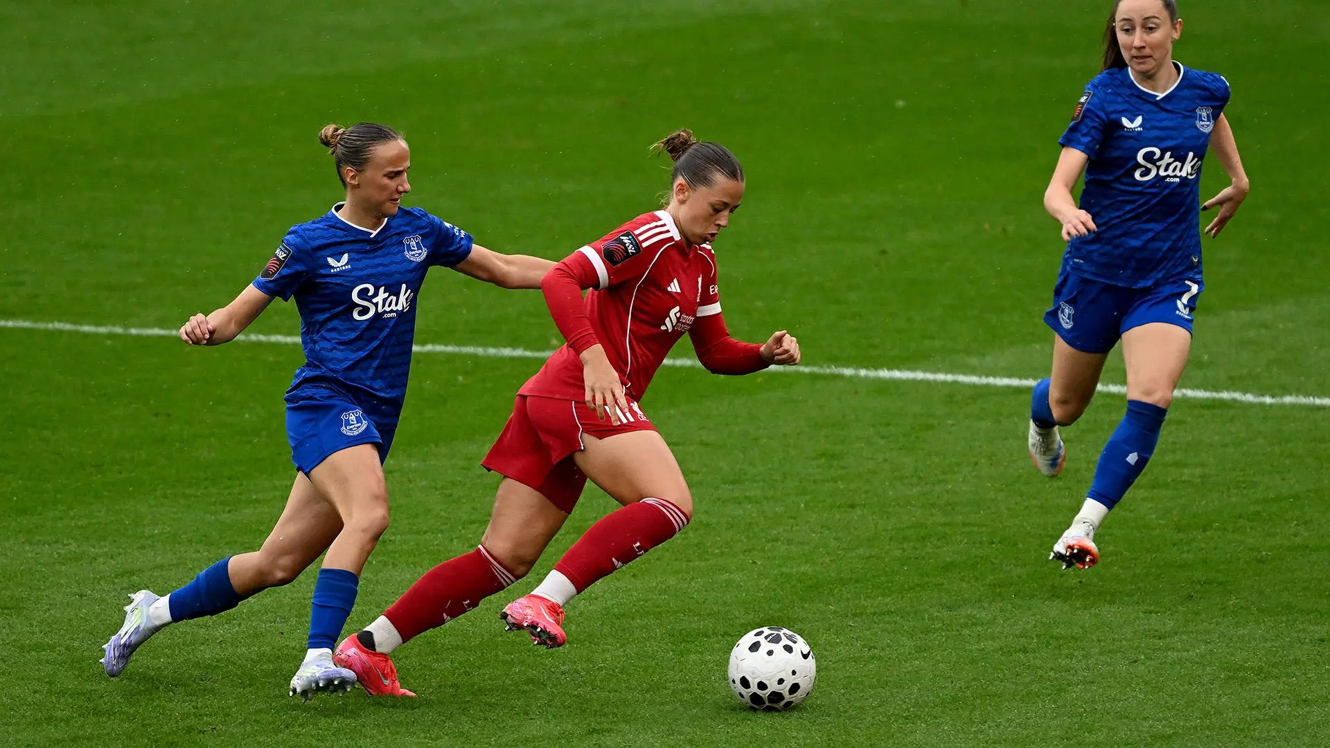 Match report: Liverpool lose WSL season-opener to Everton at Anfield