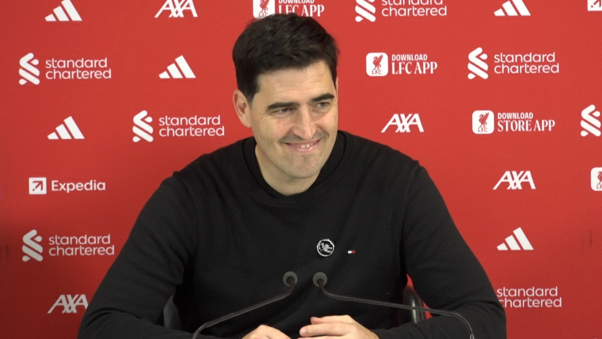 andoni-iraola-liverpool-fc-2-251026