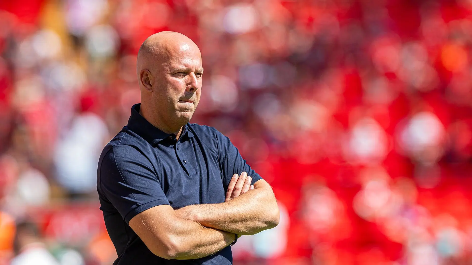 Arne Slot: We're trying to find a balance between chaos and possession