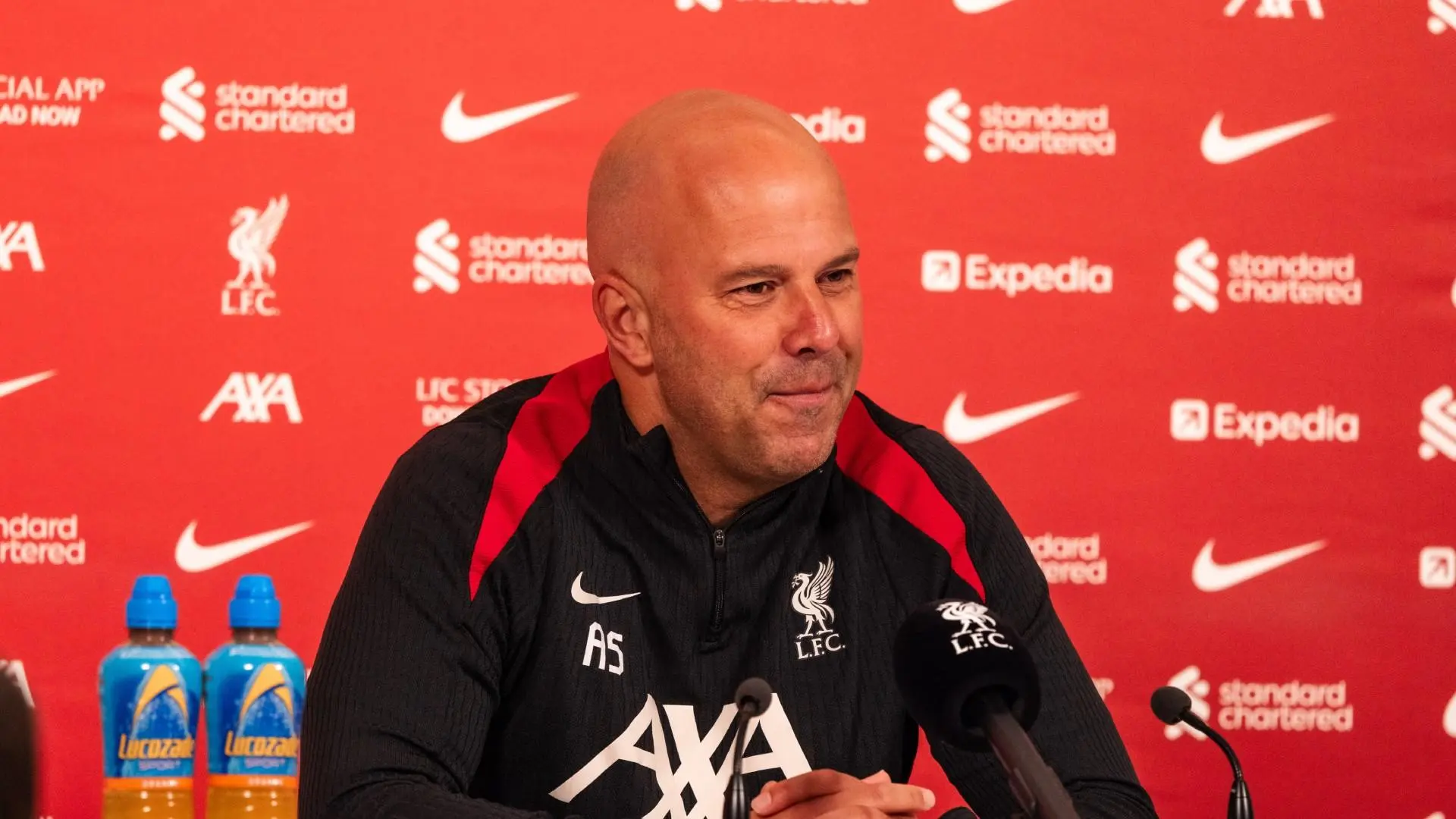 Watch Arne Slot's pre-Aston Villa press conference