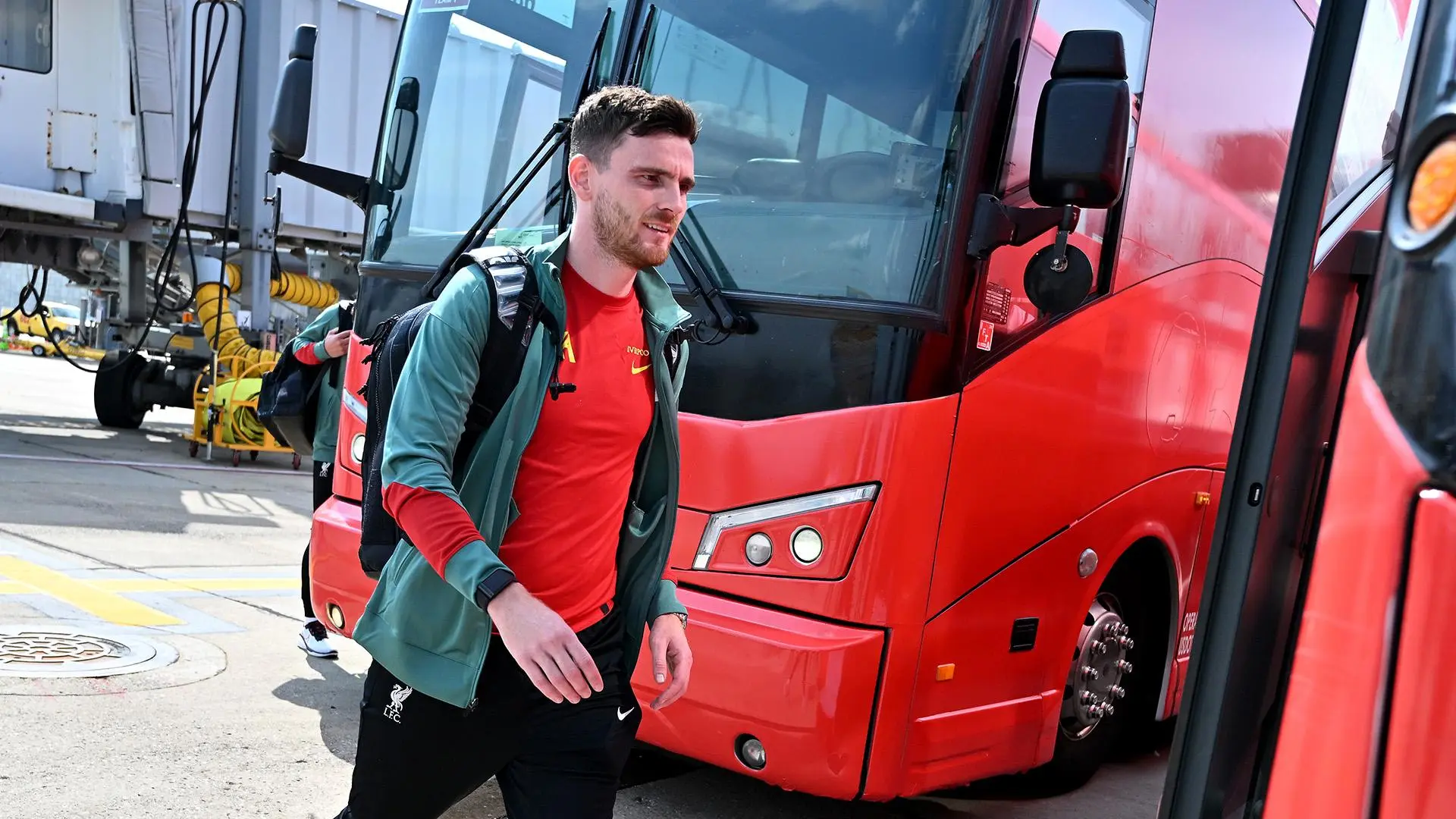 Arrival photos: Liverpool land in Pittsburgh to start USA pre-season tour