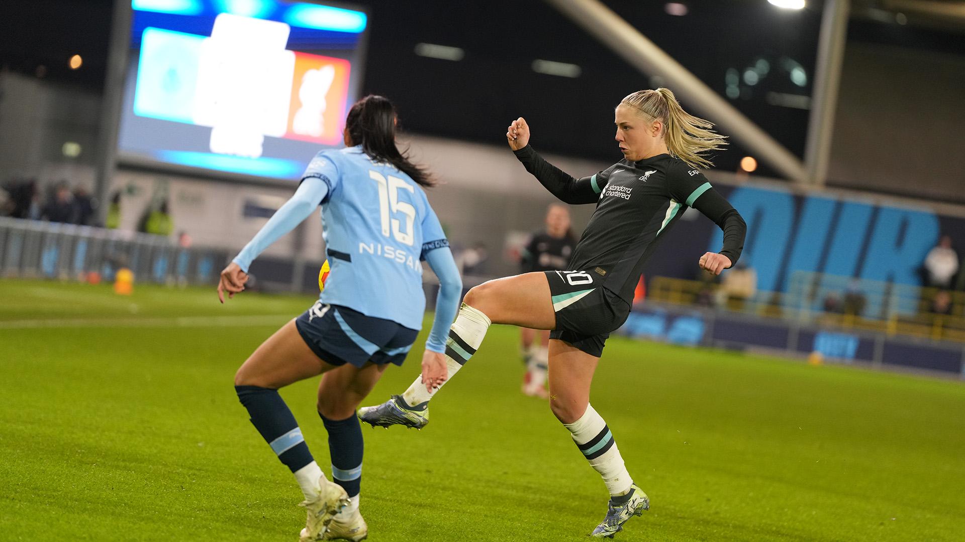 Liverpool suffer WSL defeat at Manchester City