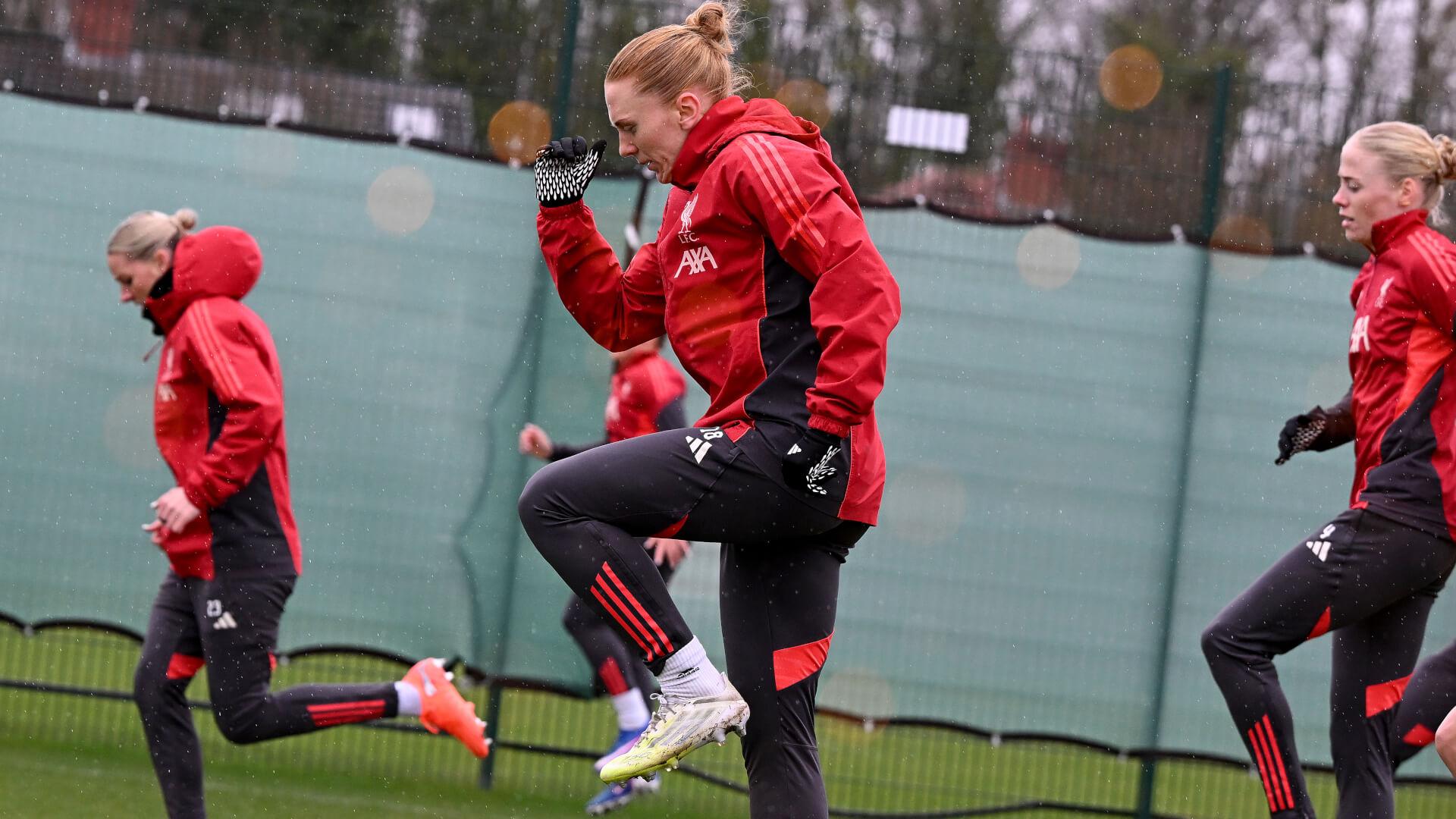 Training photos: Liverpool prepare for WSL encounter at Chelsea