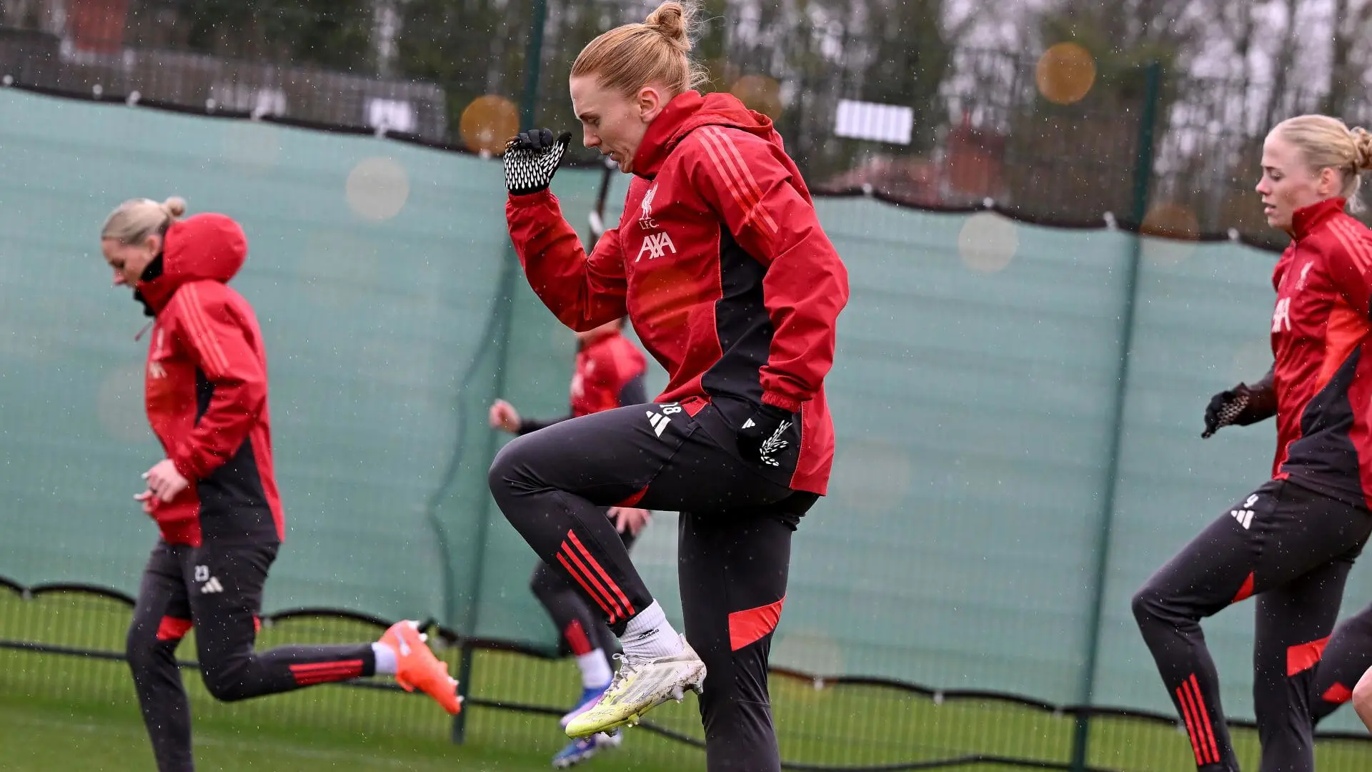 Training photos: Liverpool prepare for WSL encounter at Chelsea