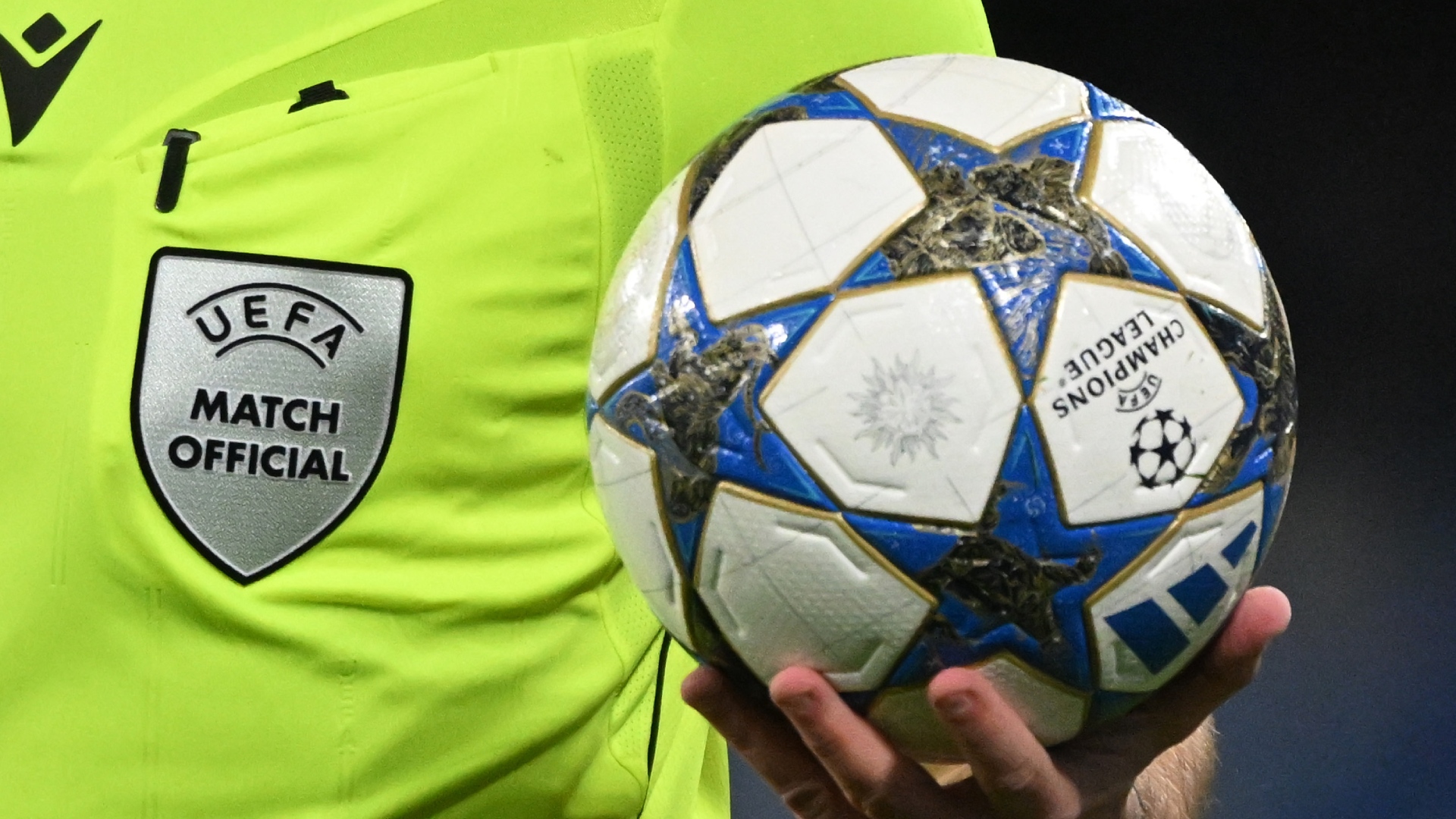 ucl-referee-091026