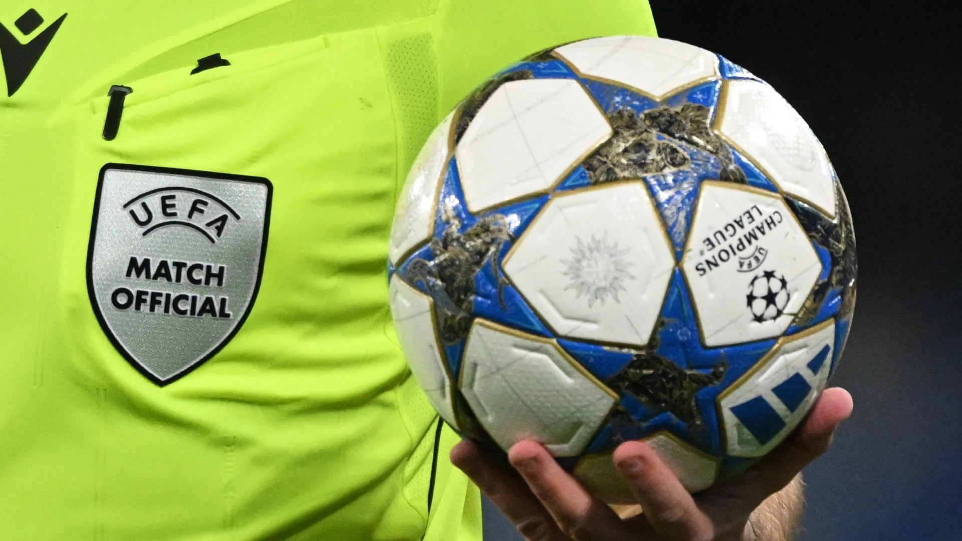ucl-referee-091026
