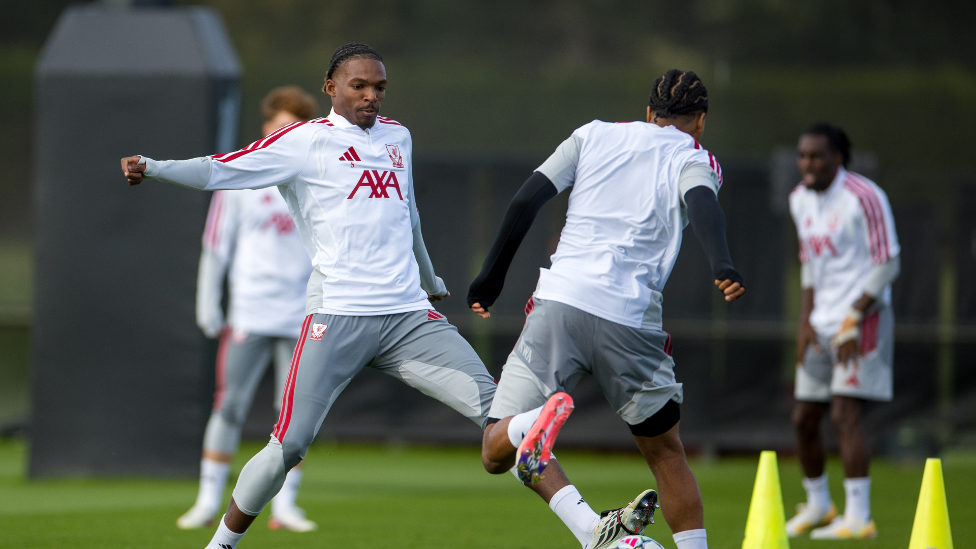 lfc-ucl-training-151026