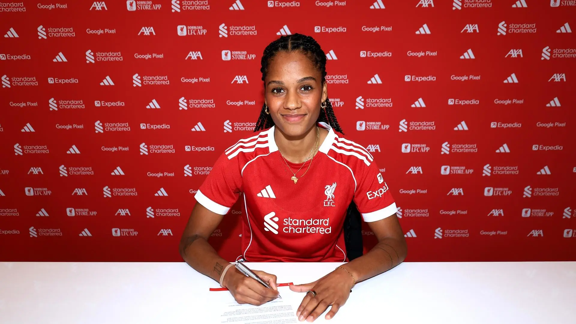 Liverpool FC Women complete signing of Aurélie Csillag