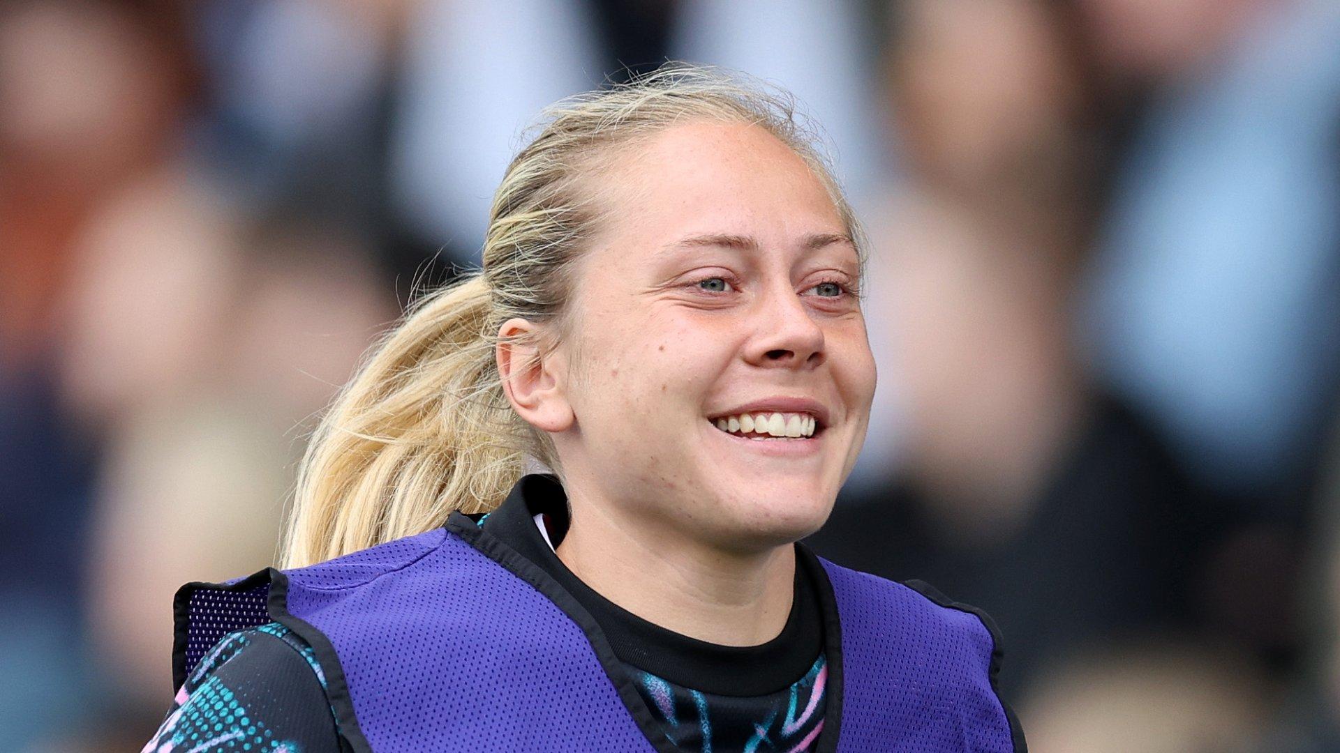 Internationals: Alice Bergstrom scores, Zara Shaw in action