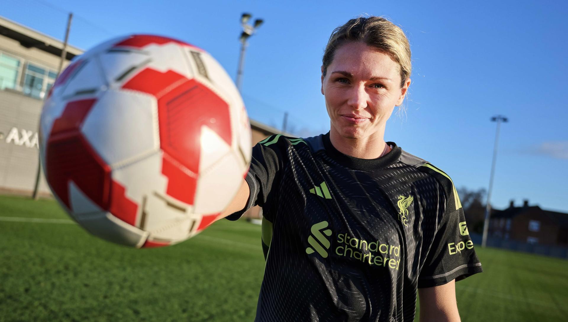 Signing gallery: Jennifer Falk seals loan switch to LFC Women
