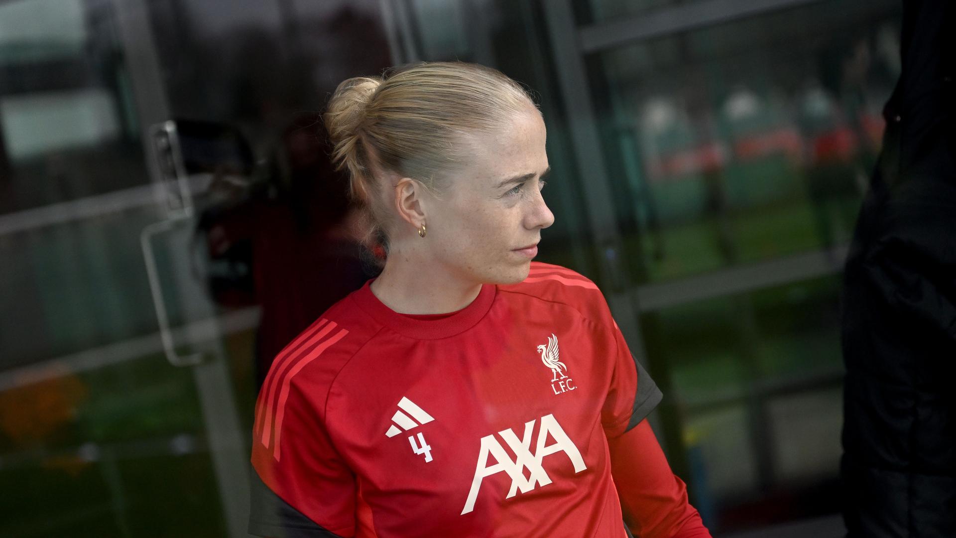 Grace Fisk called up by England for World Cup qualifiers
