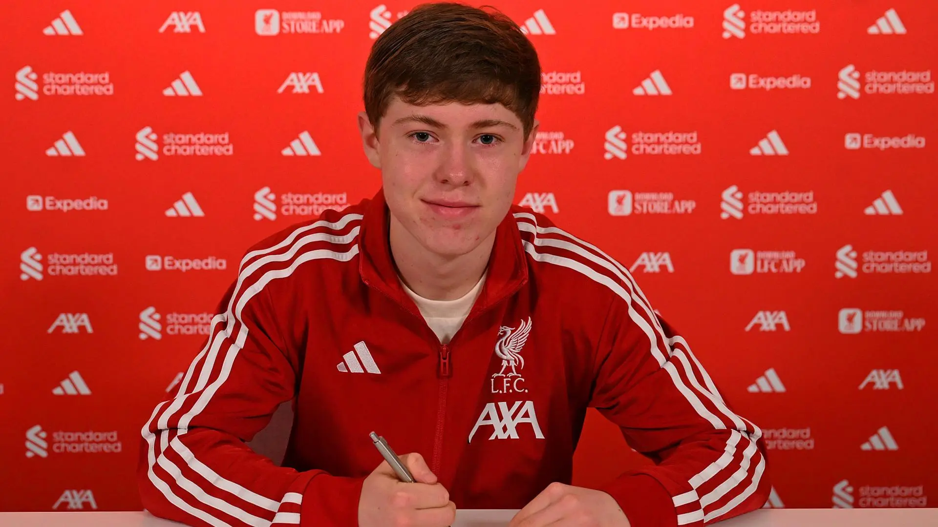 Joe Upton signs first professional contract with Liverpool FC