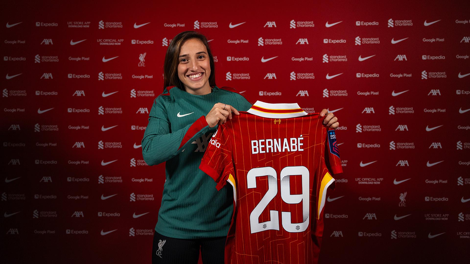 Competition: Win a shirt signed by Alejandra Bernabe