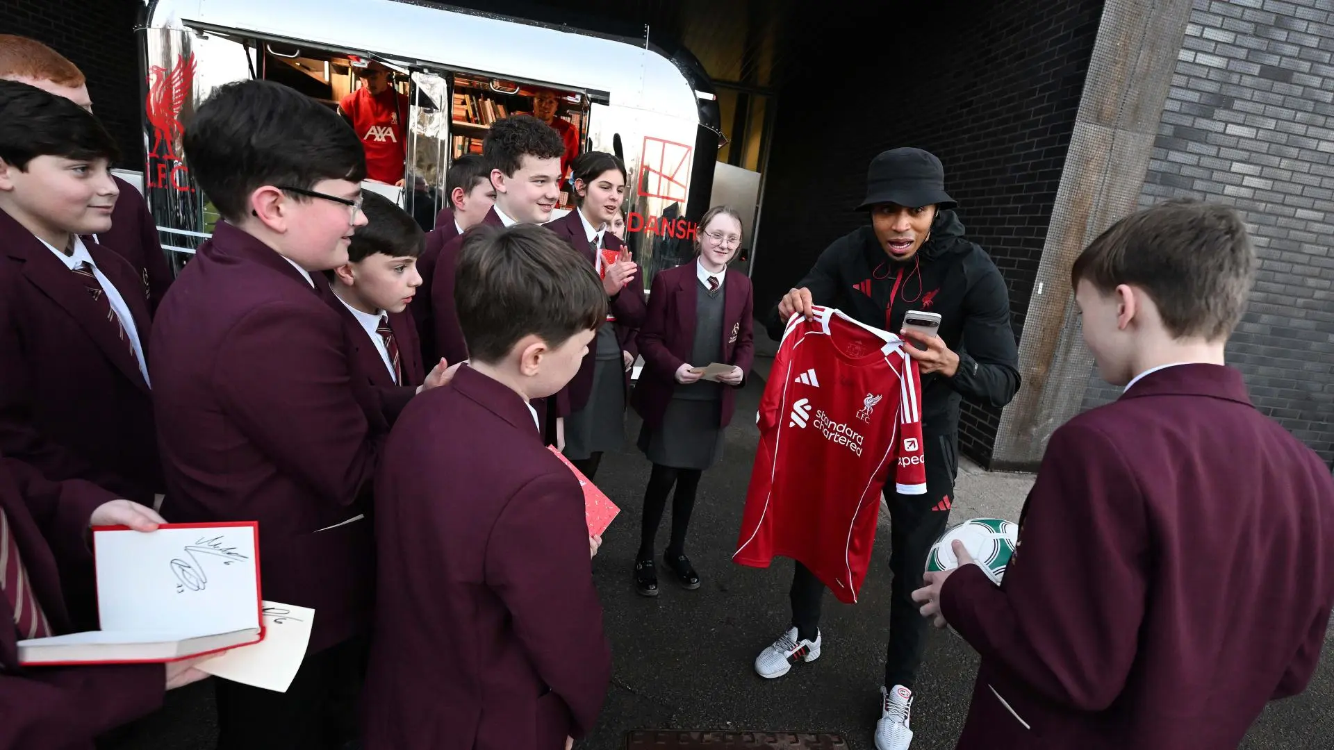LFC, Kodansha and John Barnes to celebrate World Book Day across primary schools