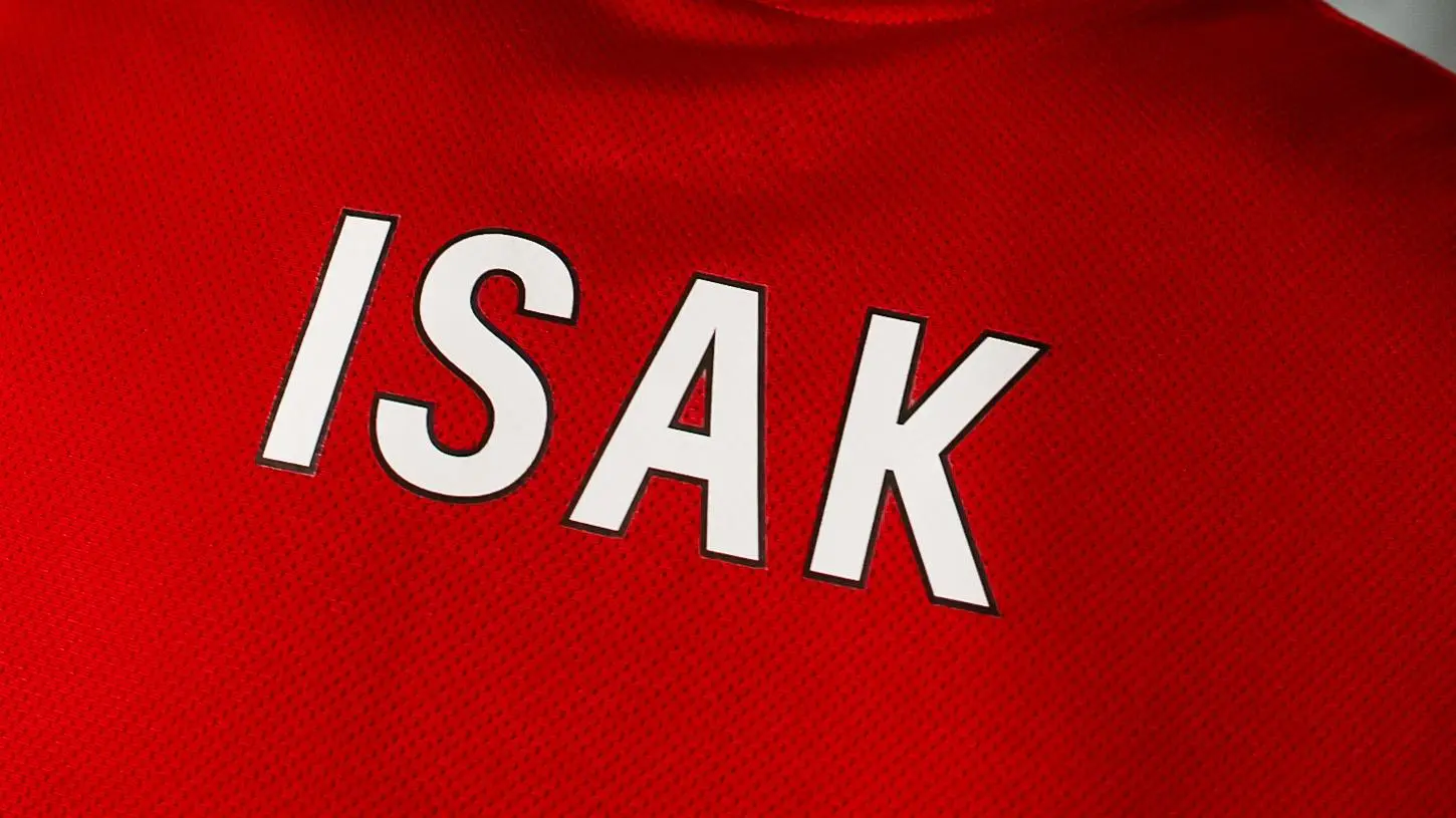 Revealed: Alexander Isak's shirt number at Liverpool