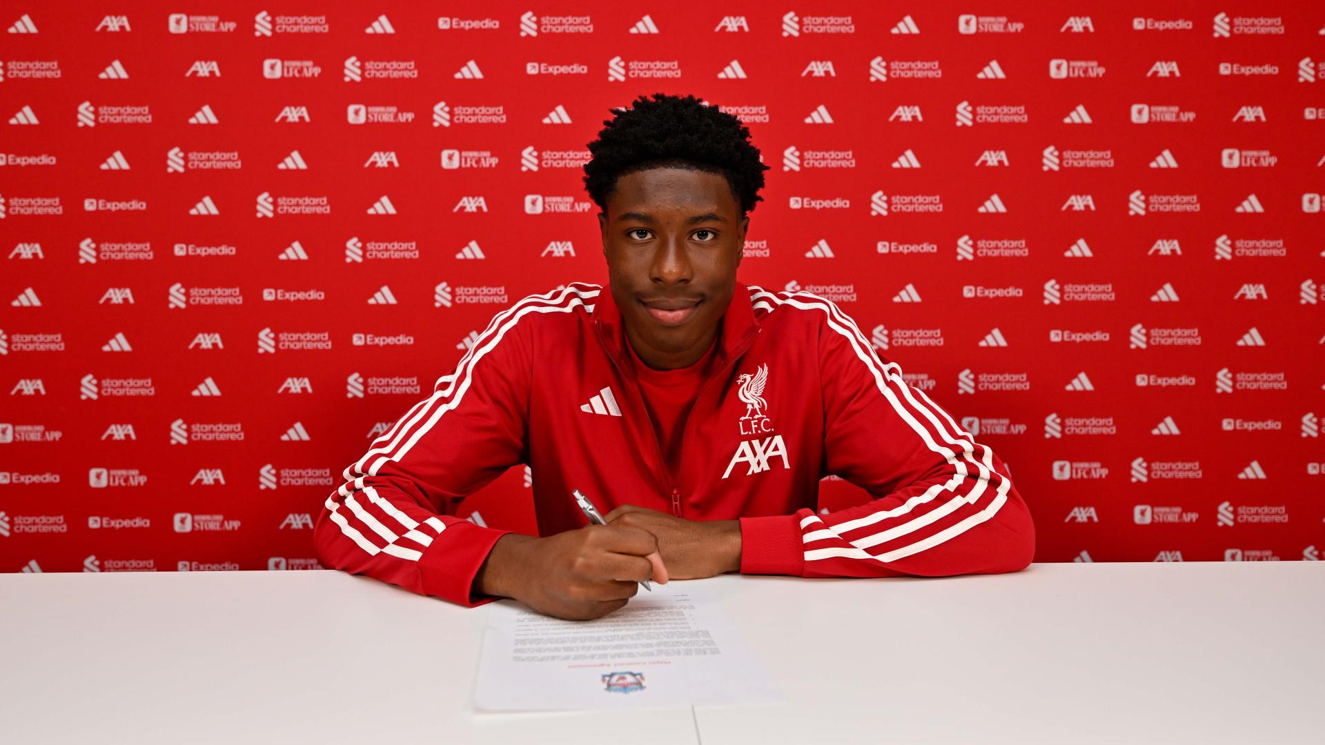 Emmanuel Airoboma signs first professional contract with Liverpool FC